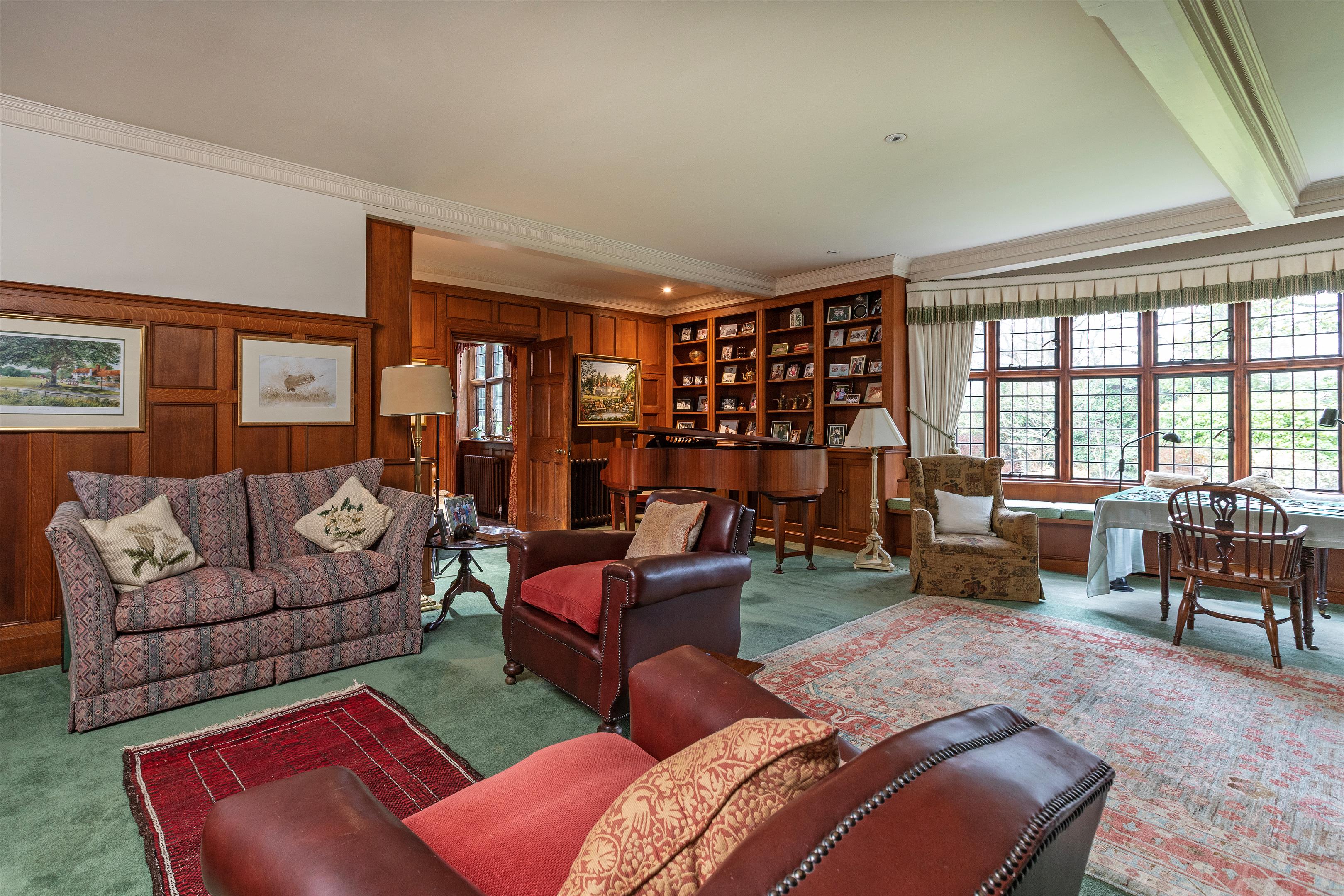 Whitmead Lane, Tilford, Farnham, Surrey GU10