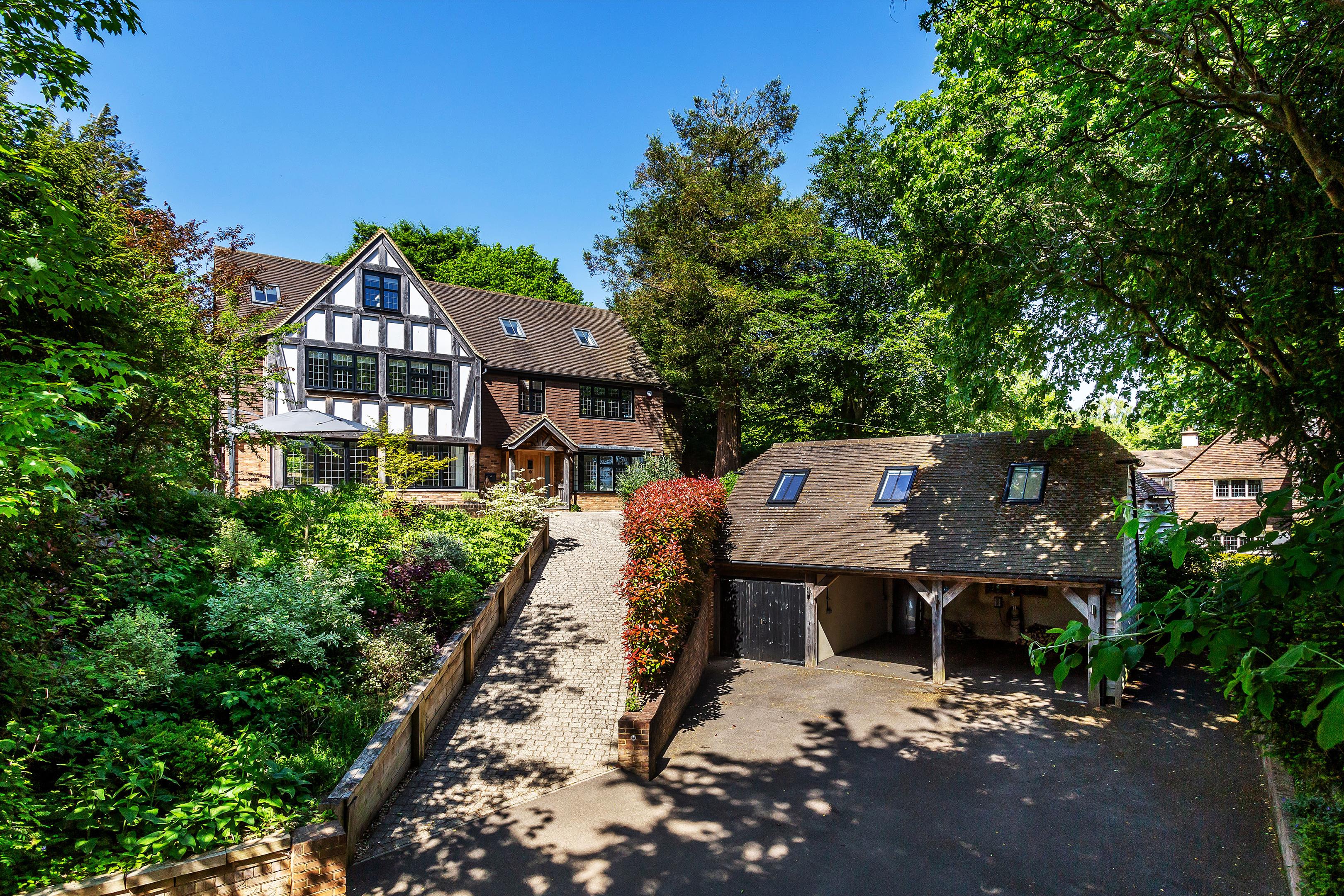Guildown Road, Guildford, Surrey, GU2