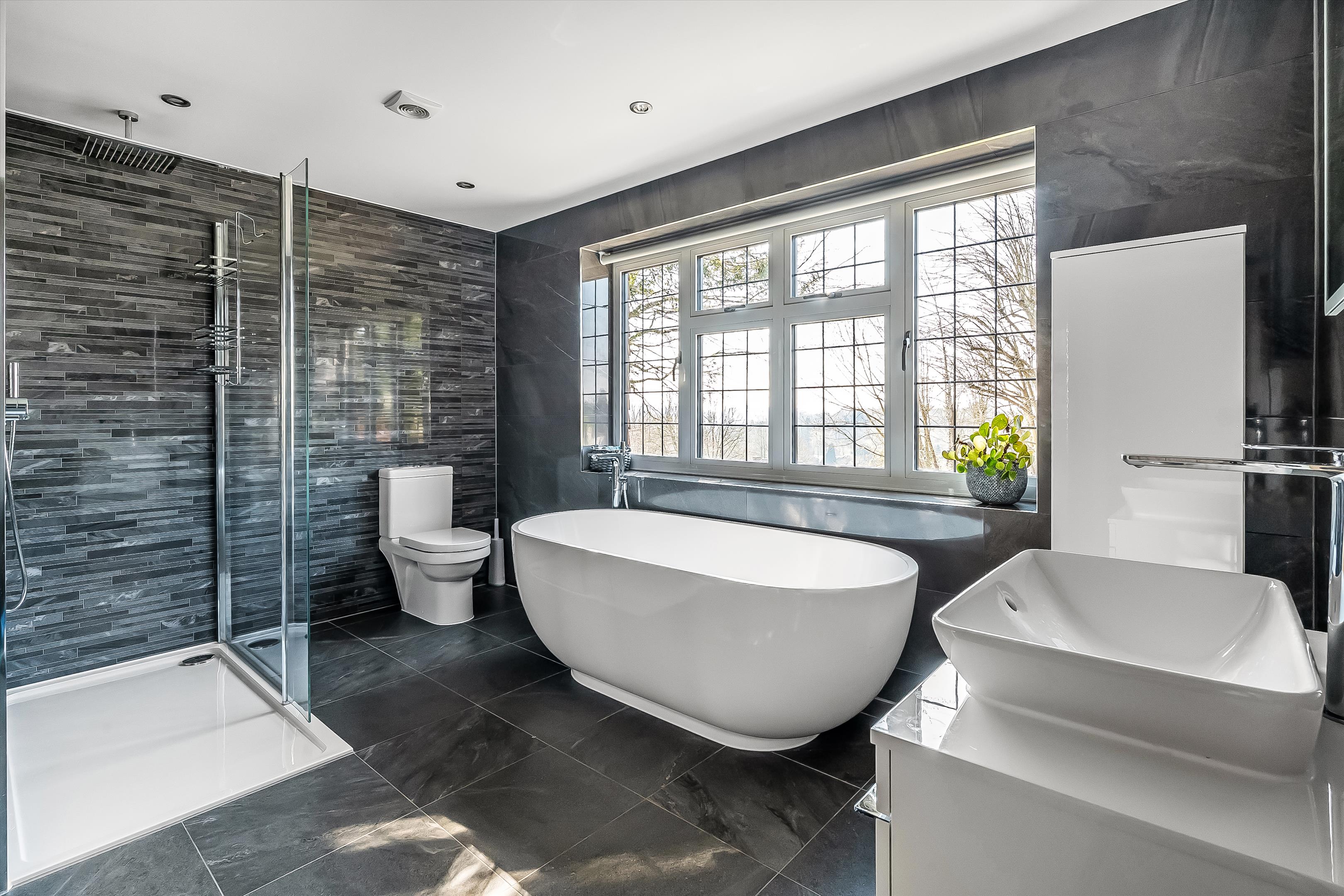 Guildown Road, Guildford, Surrey, GU2