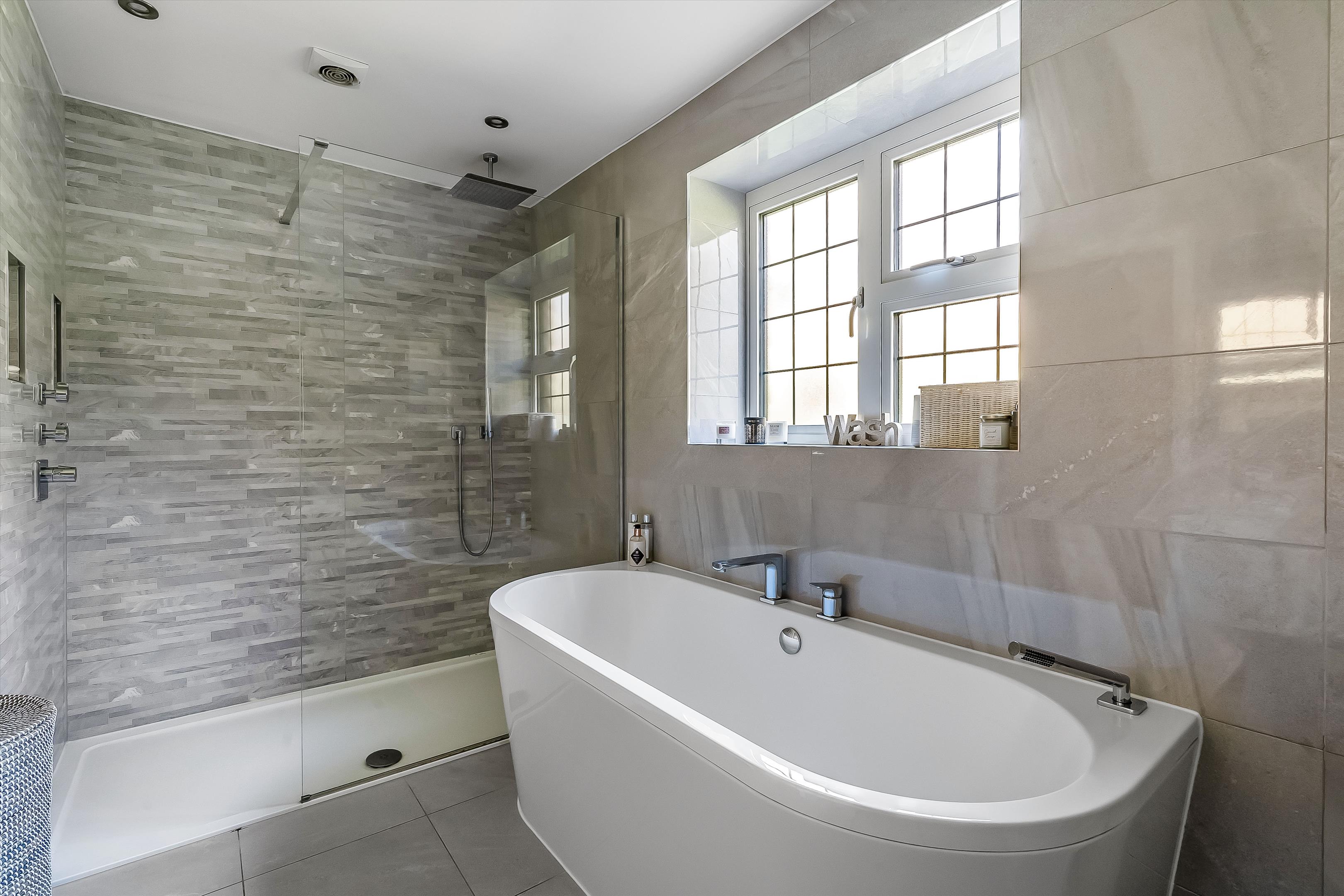 Guildown Road, Guildford, Surrey, GU2