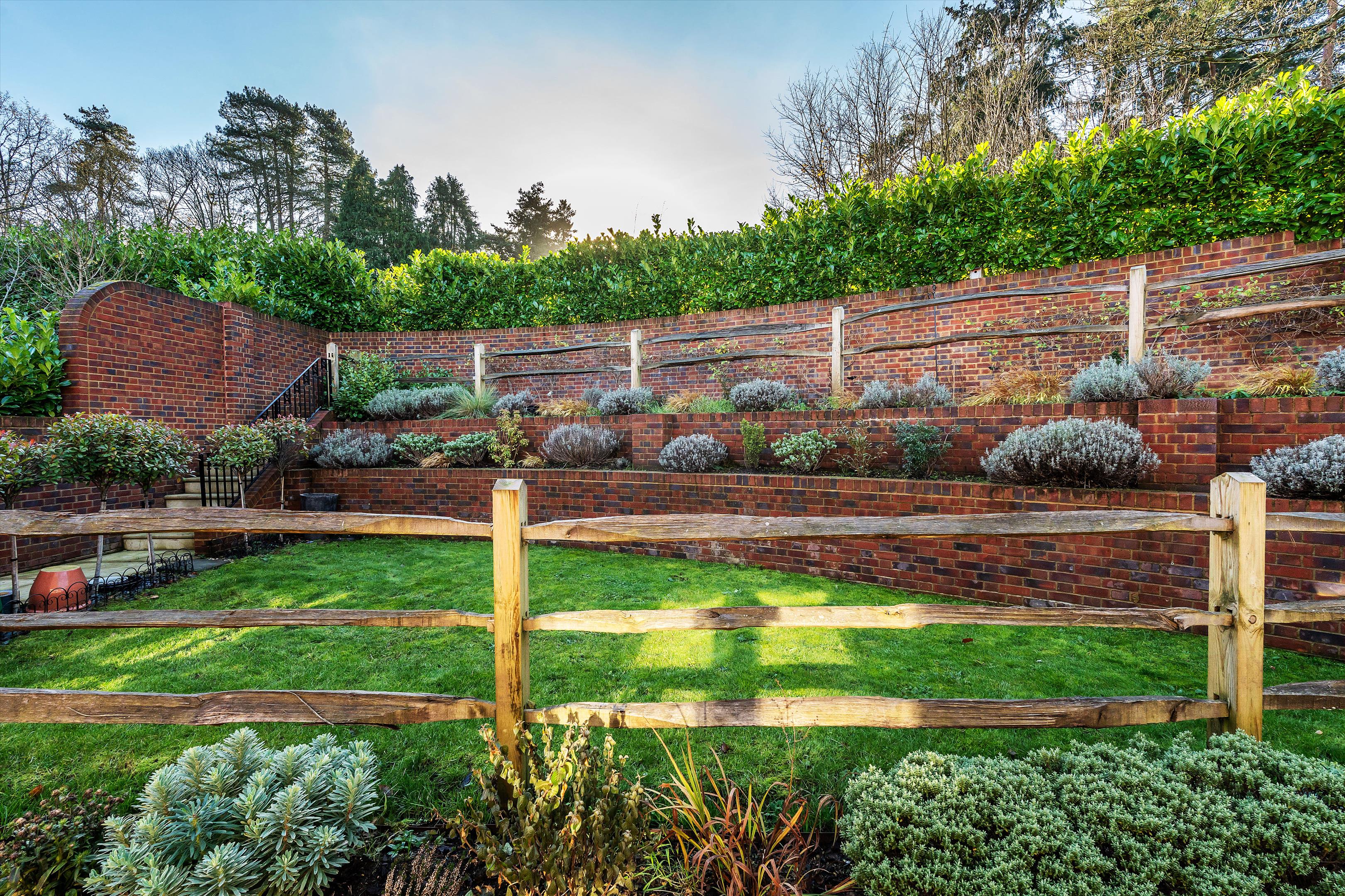Halfpenny Lane, Guildford, Surrey, GU4
