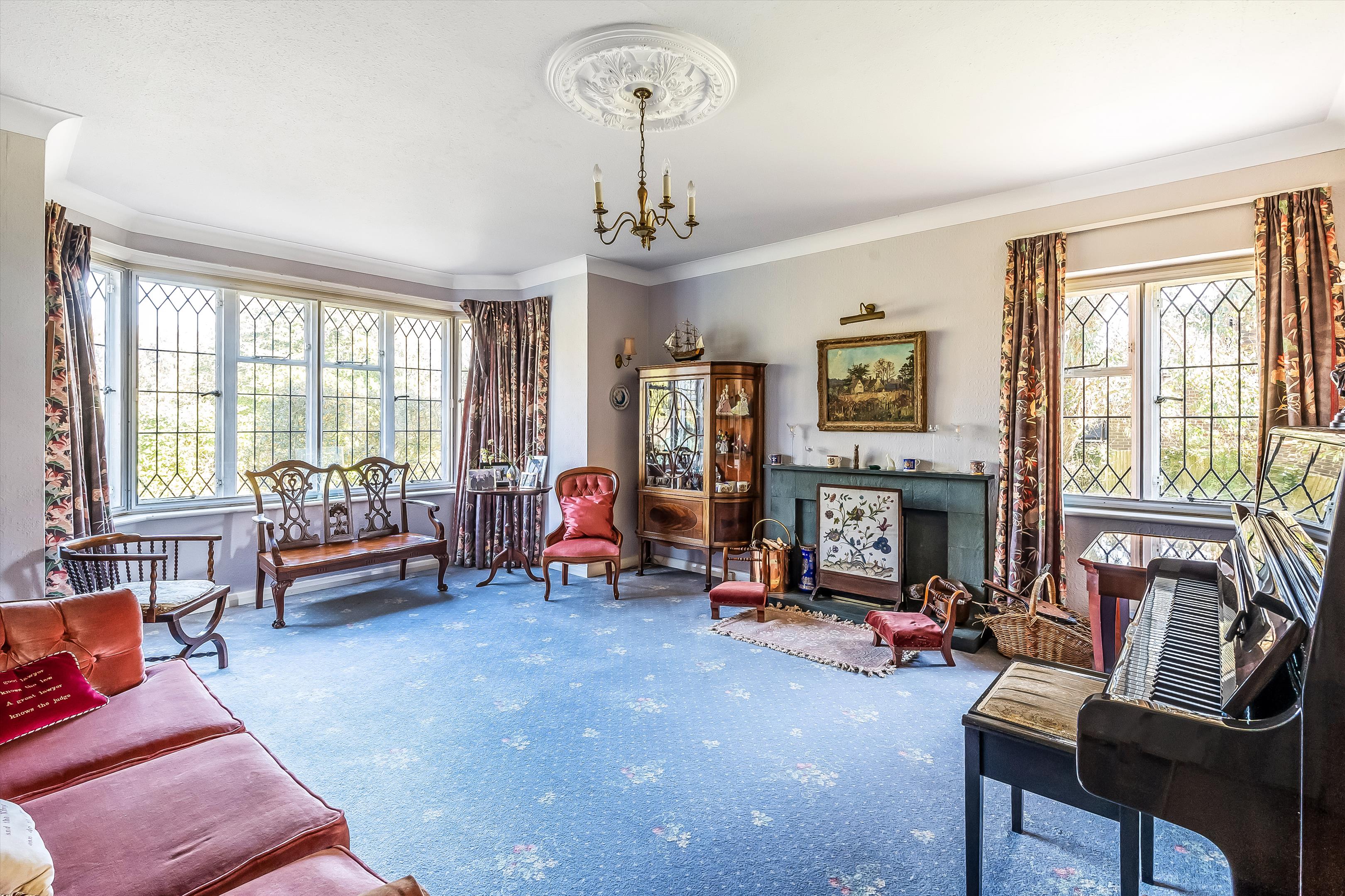 Cranley Close, Guildford, Surrey GU1.