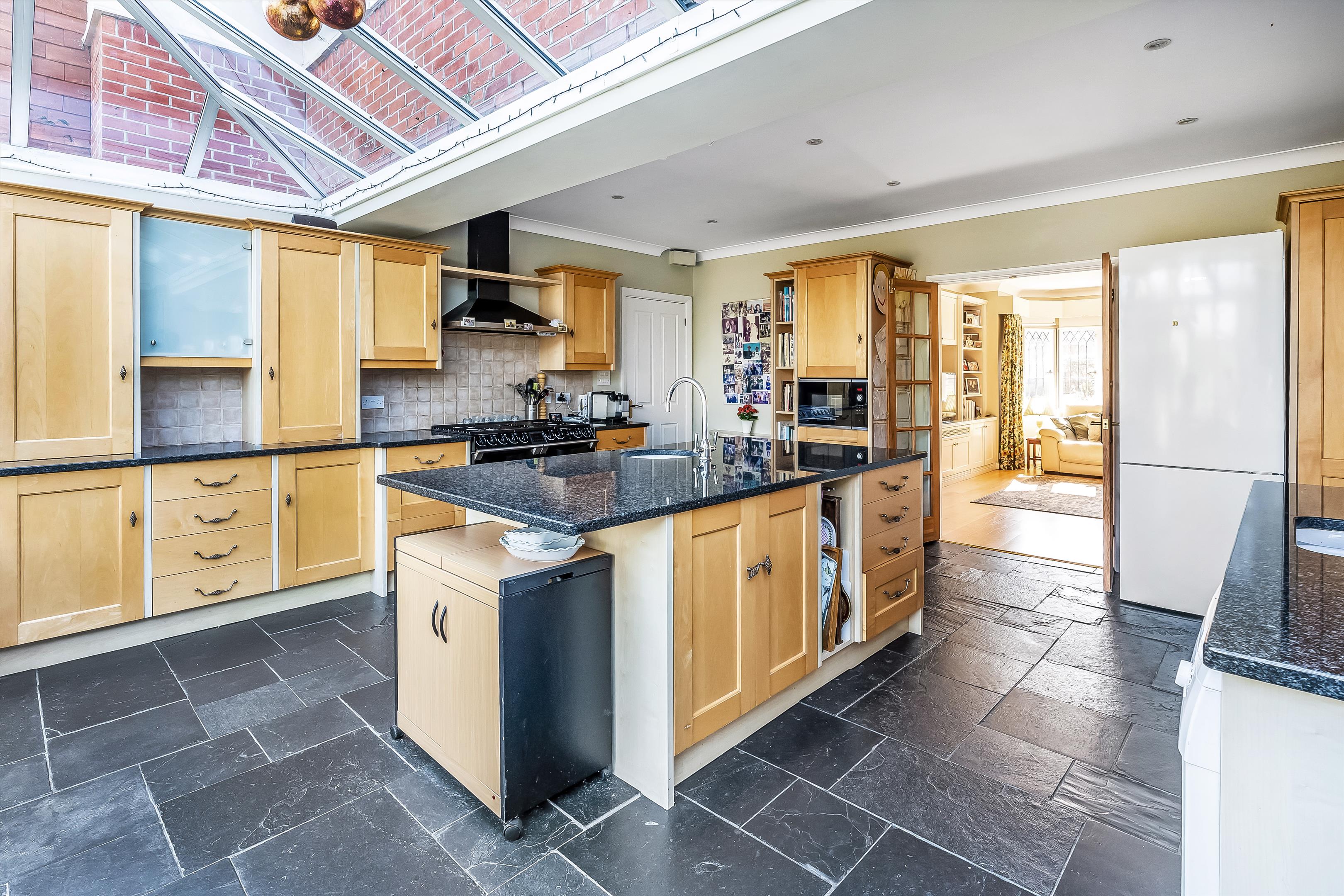 Cranley Close, Guildford, Surrey GU1.