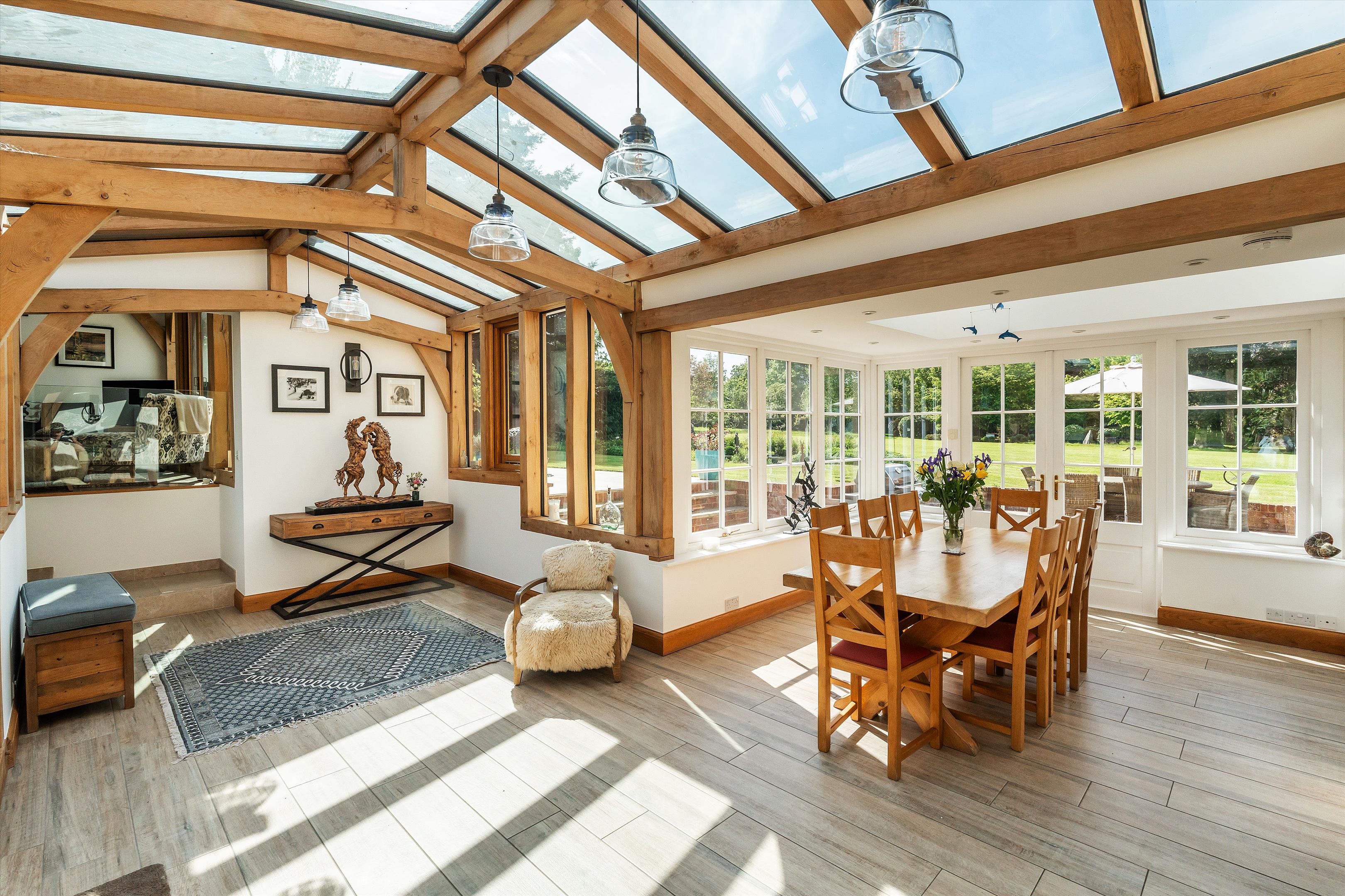 Blanchards Hill, Sutton Green, Guildford, Surrey, GU4 7QJ