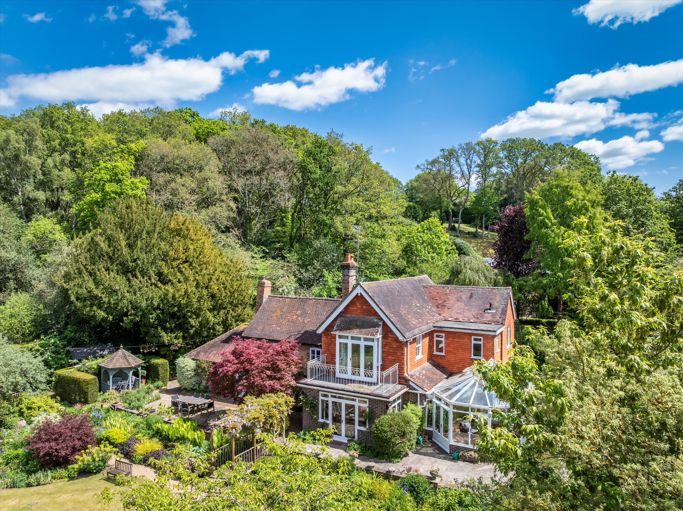 Peaslake Lane, Peaslake, Guildford, Surrey, GU5