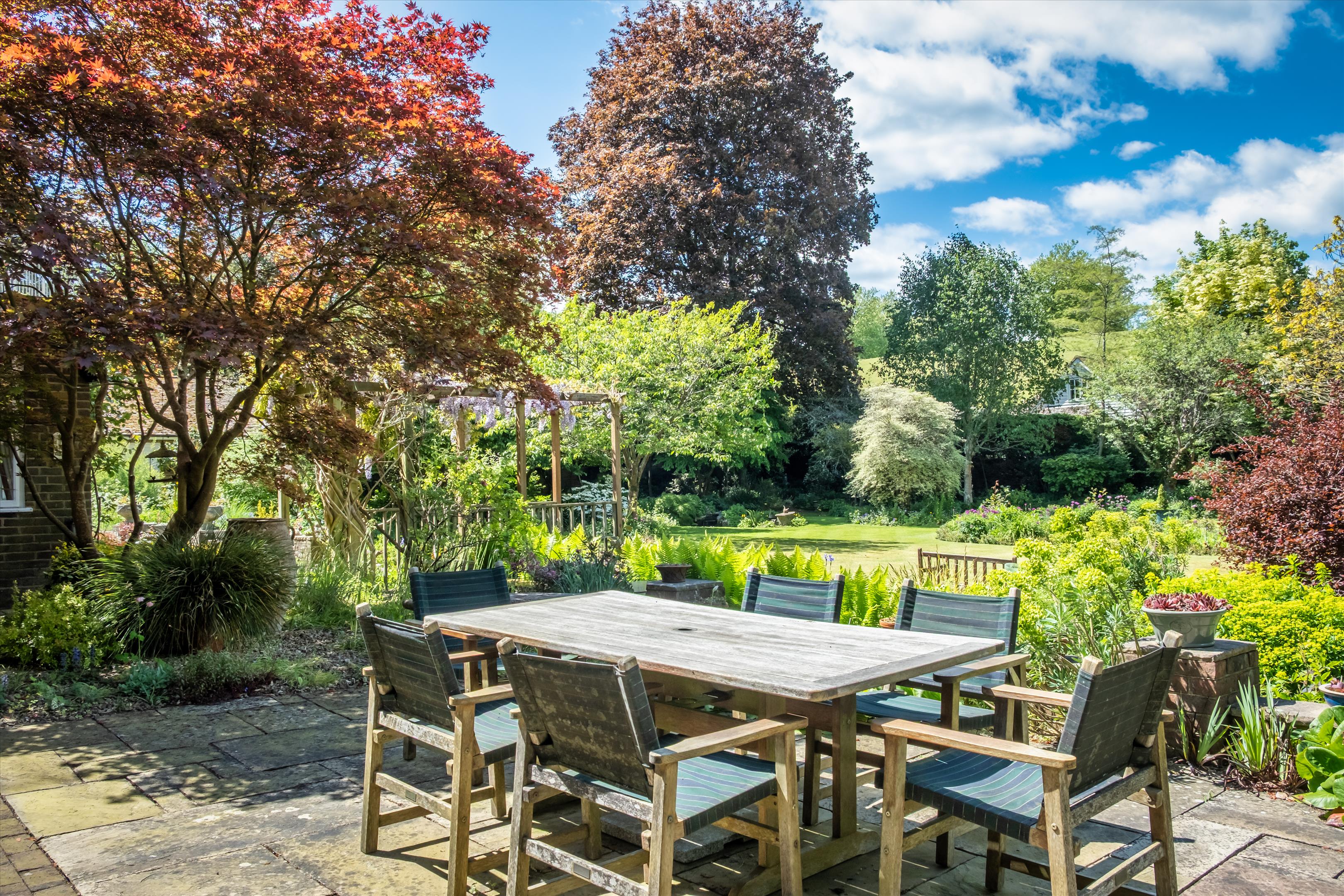 Peaslake Lane, Peaslake, Guildford, Surrey, GU5