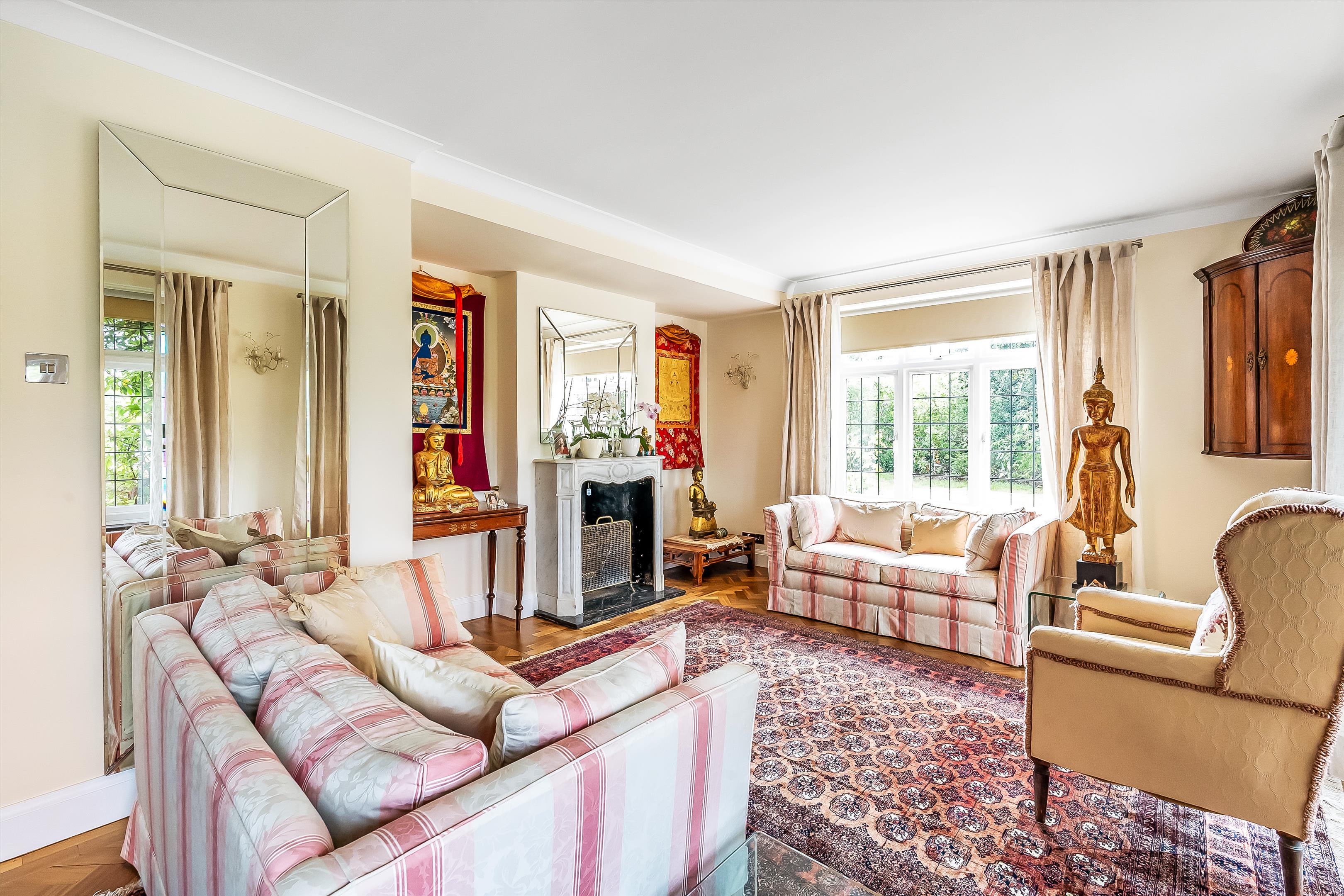 Dedswell Drive, West Clandon, Guildford, Surrey, GU4