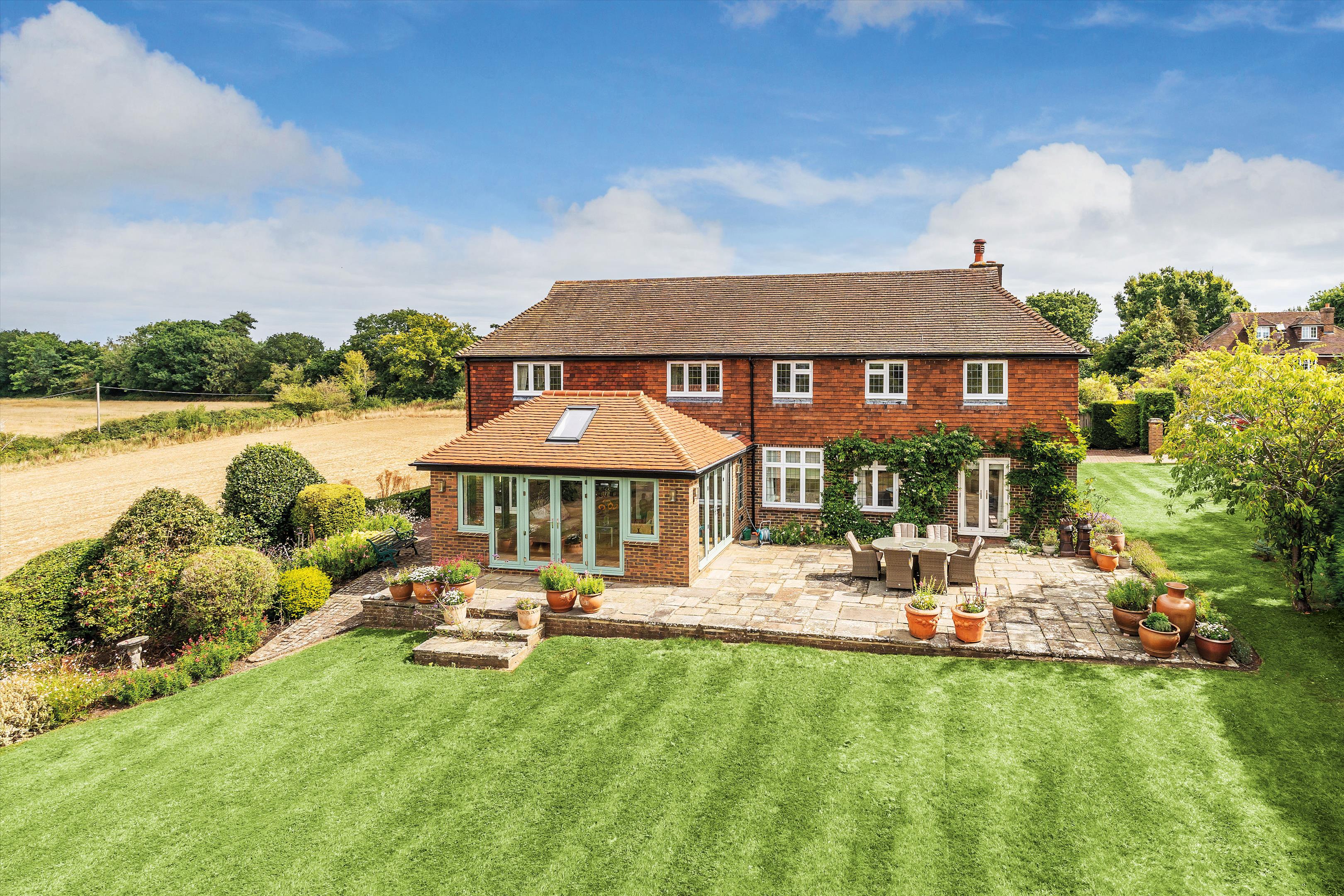 Dedswell Drive, West Clandon, Guildford, Surrey, GU4