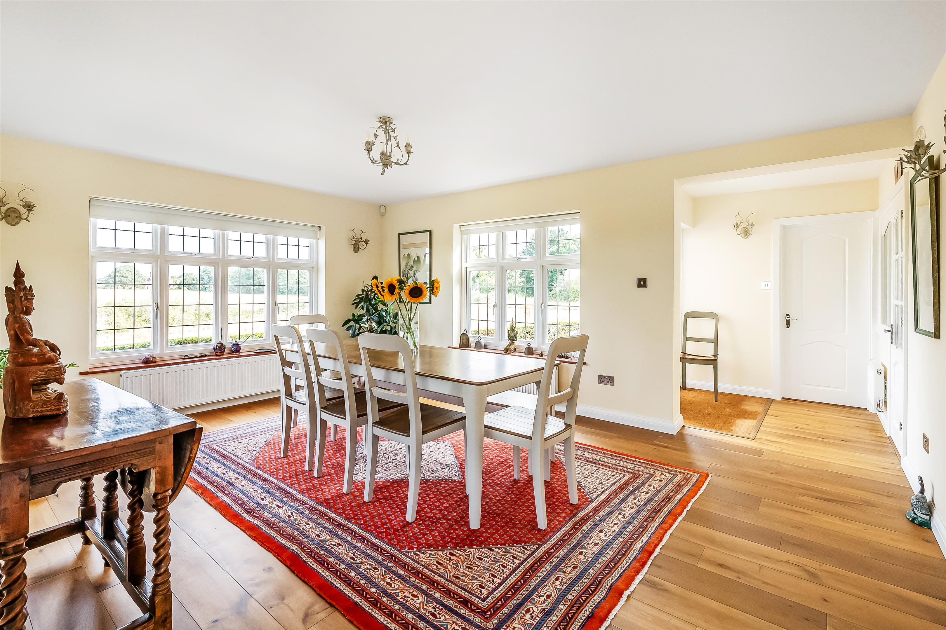 Dedswell Drive, West Clandon, Guildford, Surrey, GU4