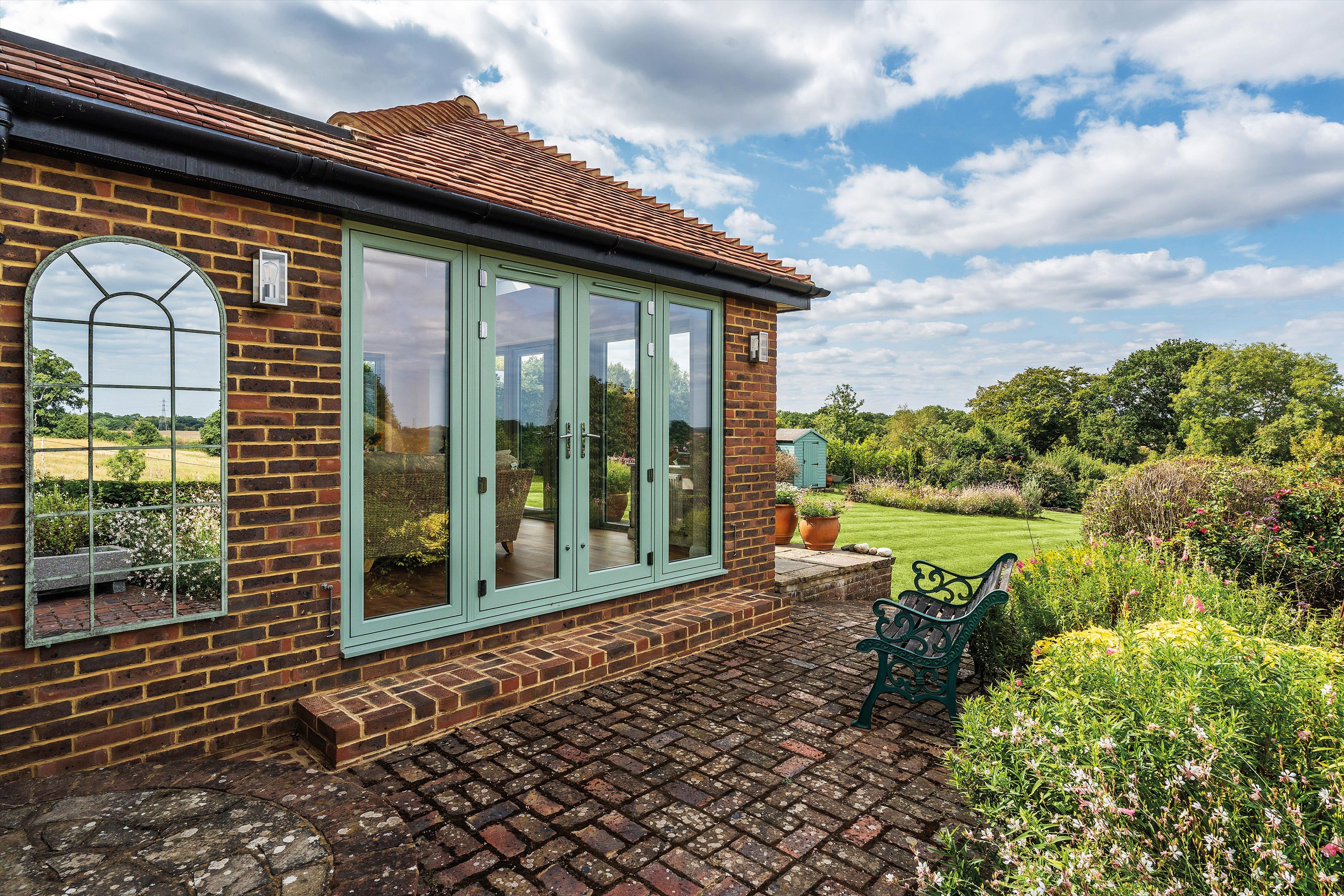 Dedswell Drive, West Clandon, Guildford, Surrey, GU4