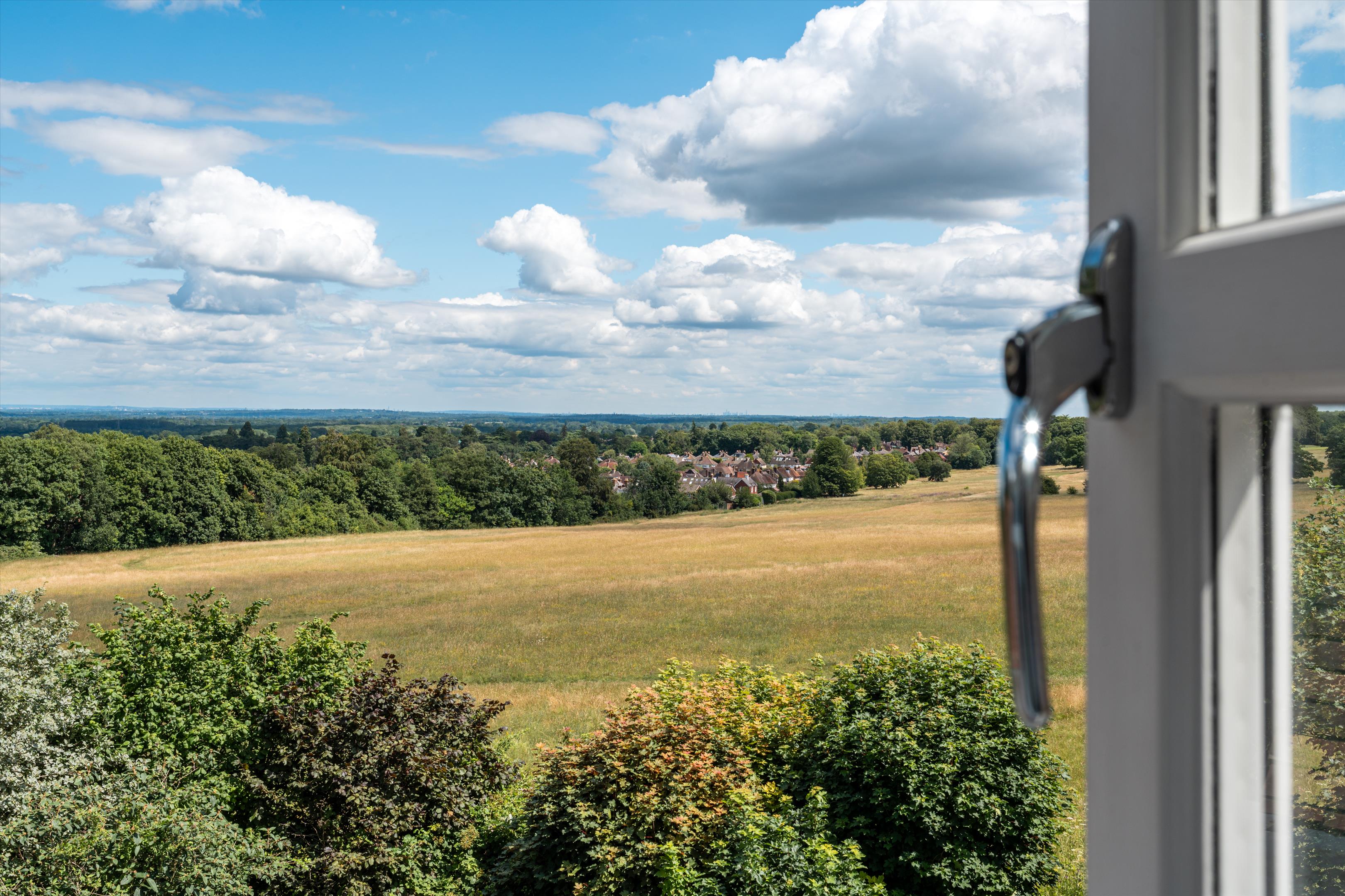 Warren Road, Guildford, Surrey GU1