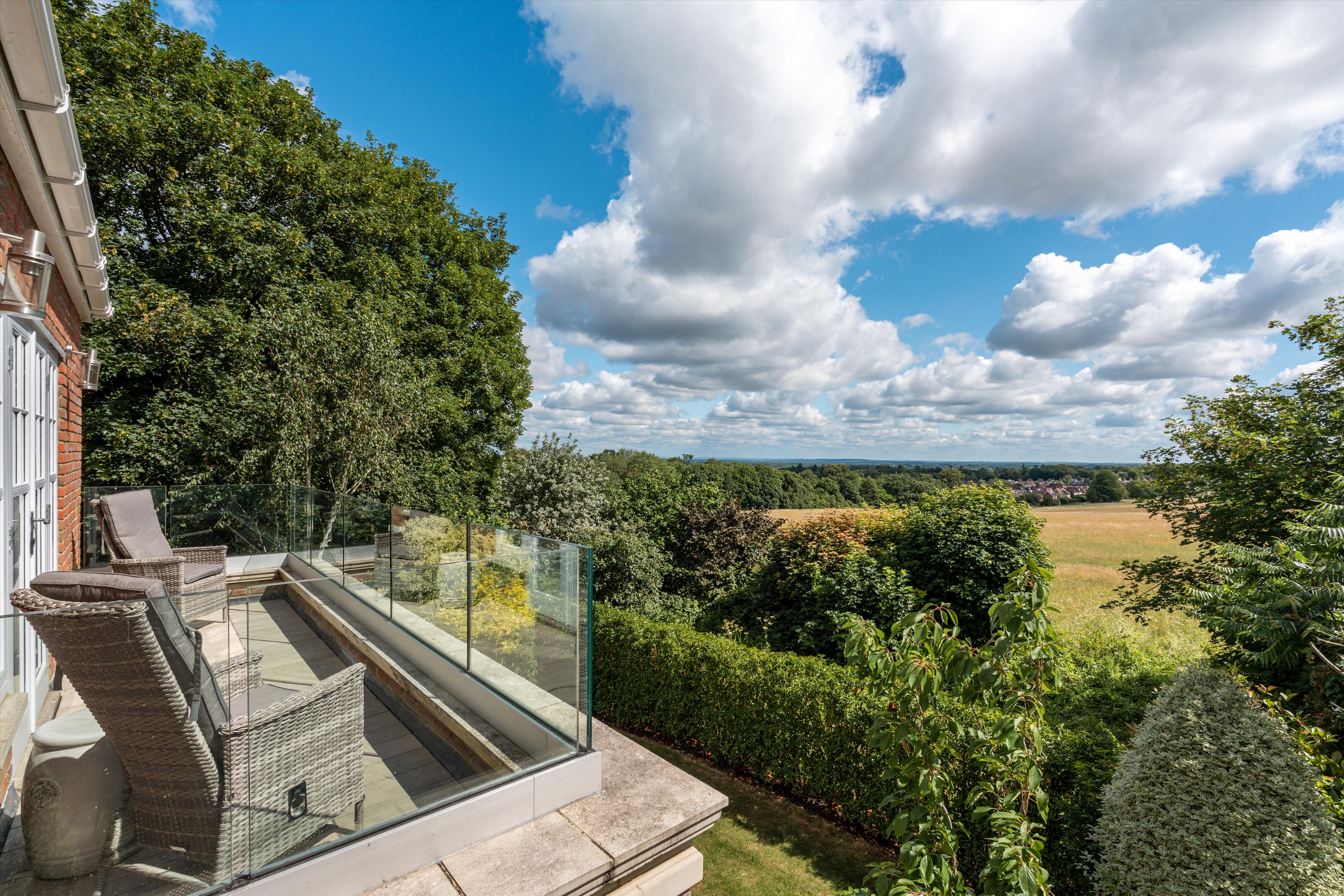 Warren Road, Guildford, Surrey GU1