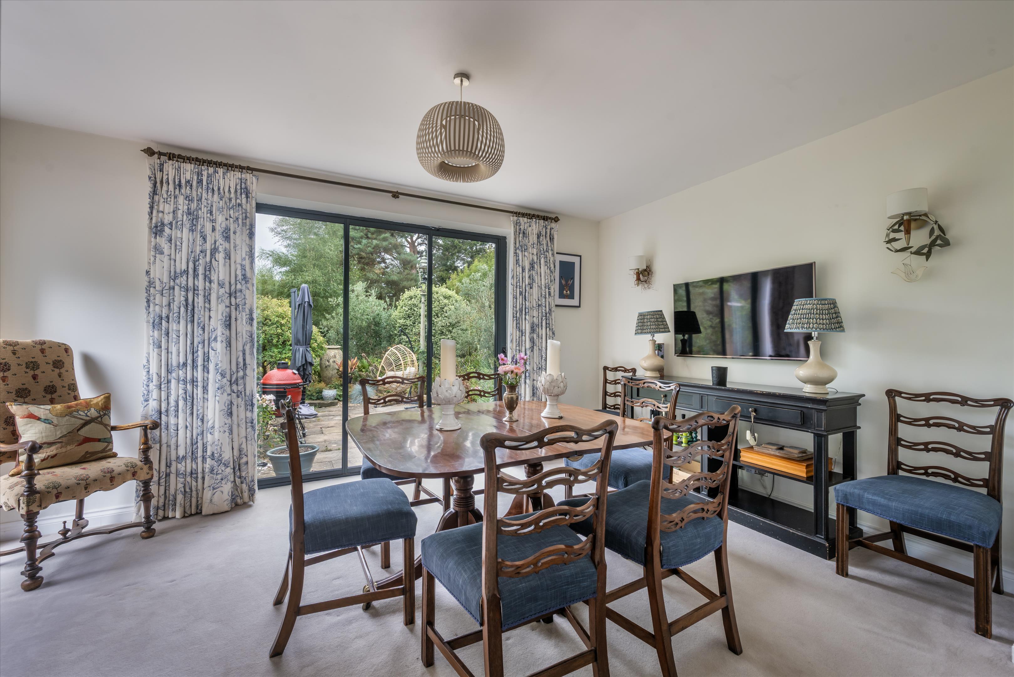 Lawbrook Lane, Peaslake, GU5.