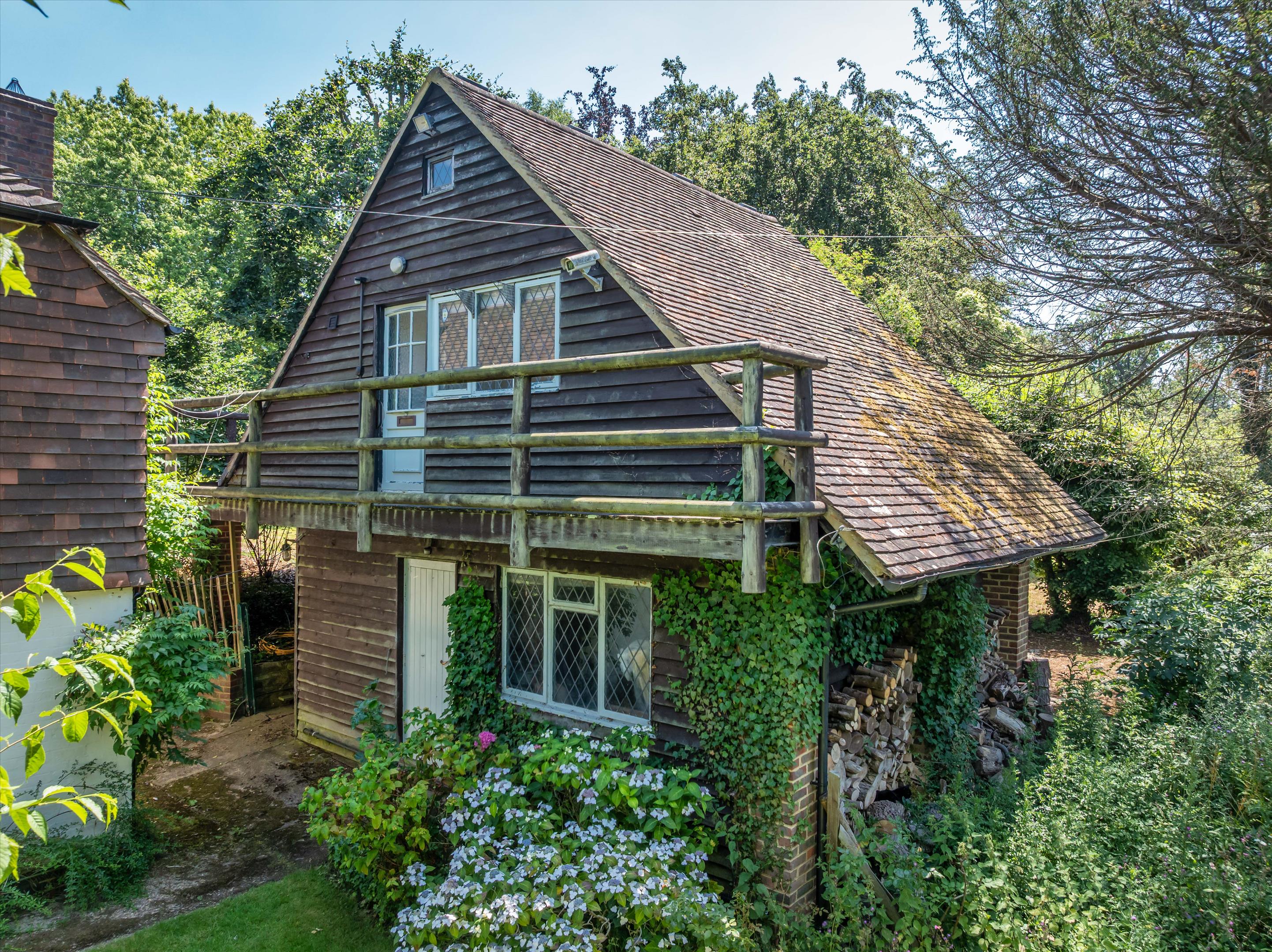 Ripley Lane, West Horsley, Surrey KT24 6JR