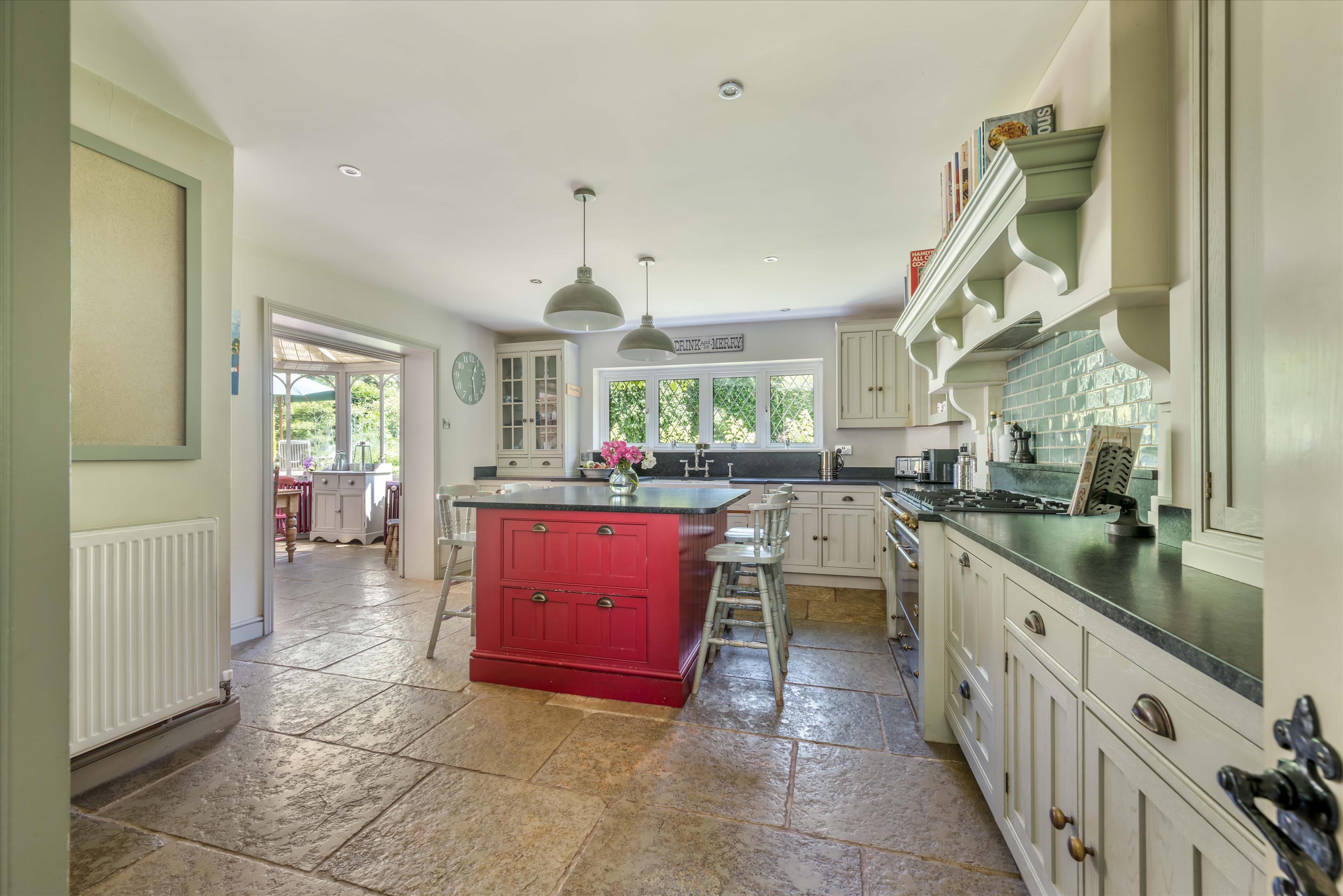 Ripley Lane, West Horsley, Surrey KT24 6JR