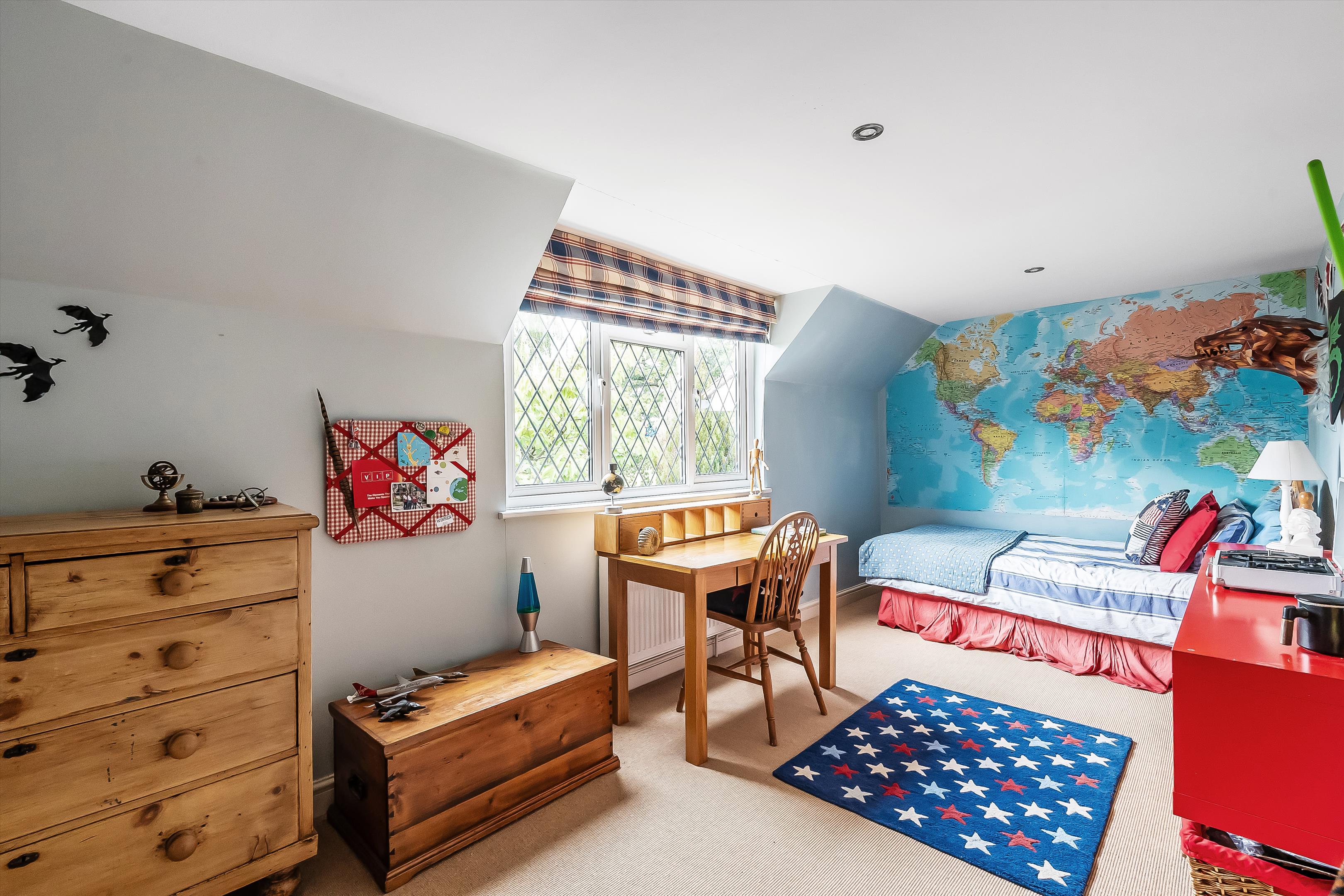 Ripley Lane, West Horsley, Surrey KT24 6JR
