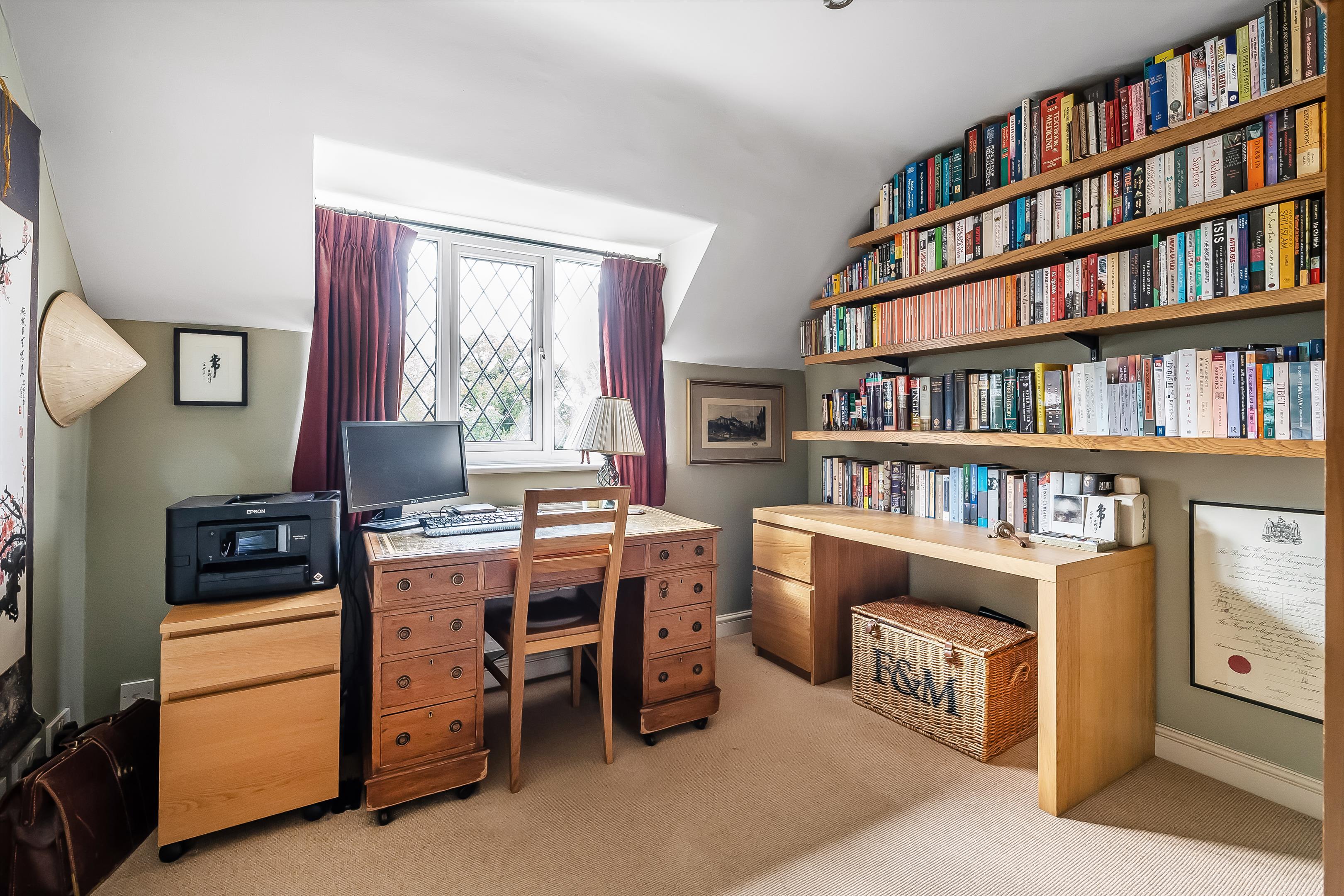 Ripley Lane, West Horsley, Surrey KT24 6JR