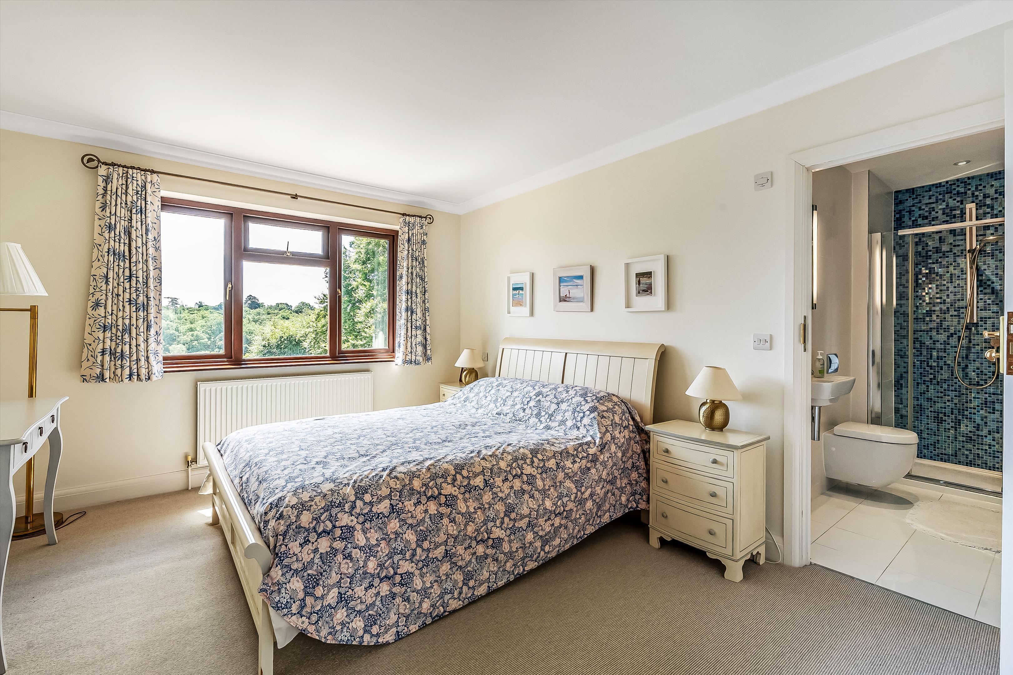 Guildown Road, Guildford, Surrey, GU2.