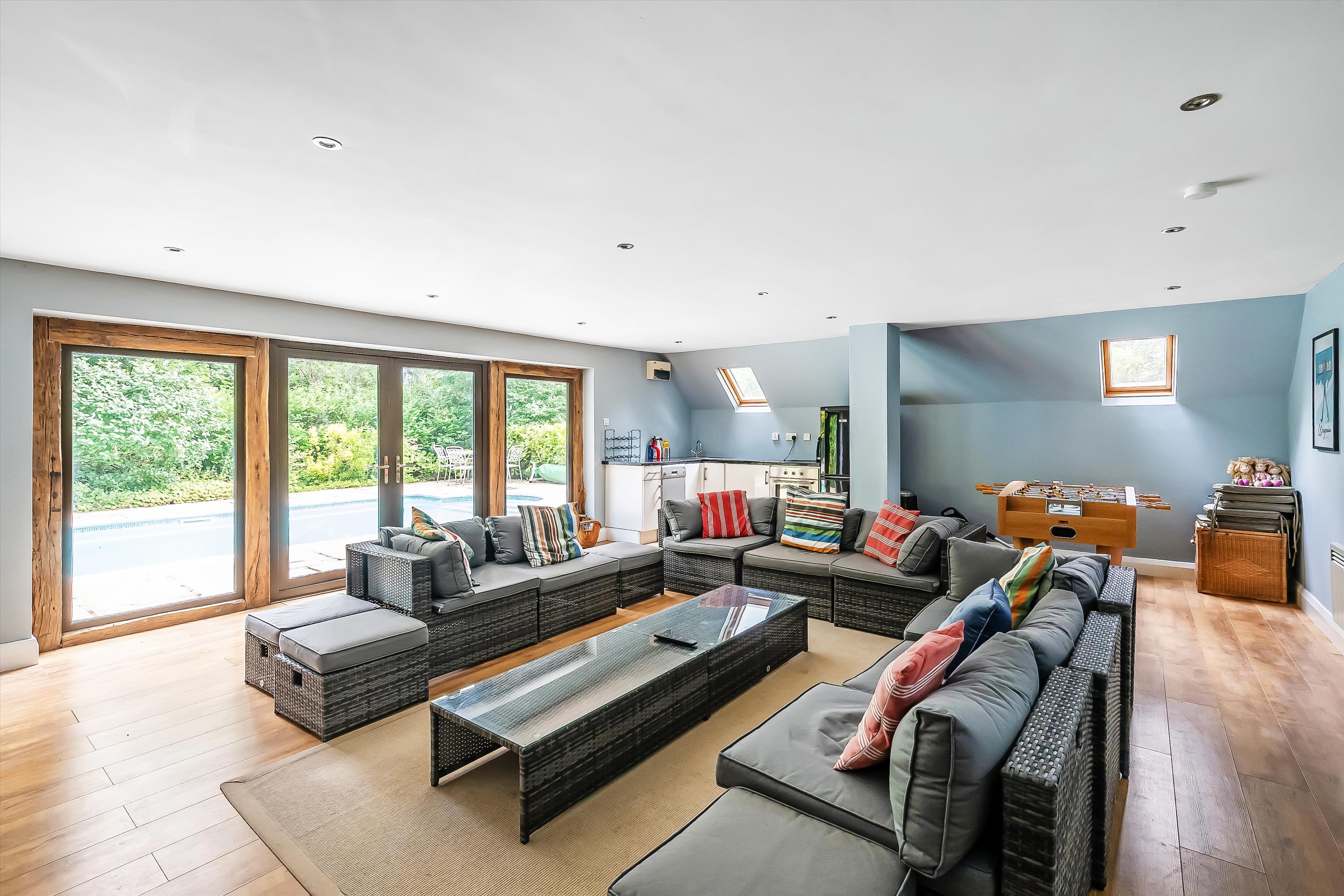 Ganghill, Guildford, Surrey GU1.