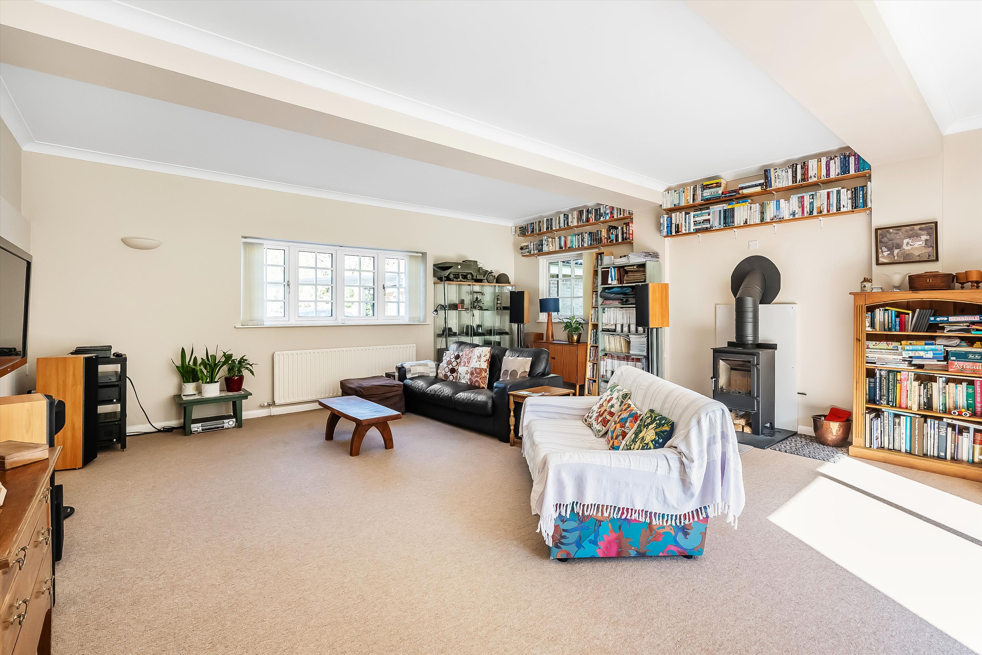 Summers Lane, Hurtmore, Godalming, Surrey, GU7 2RR