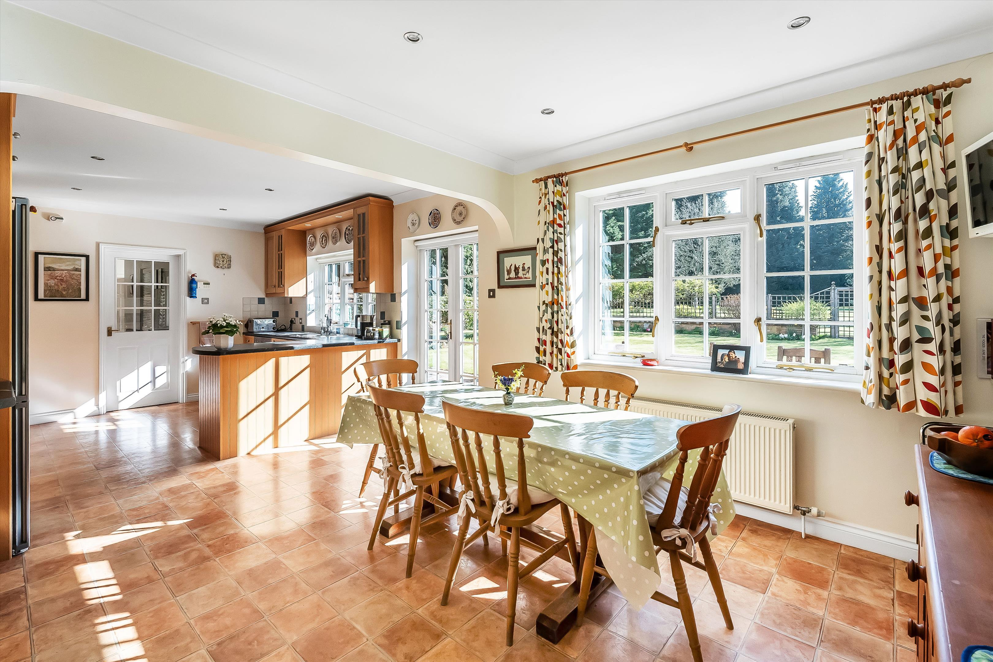 Summers Lane, Hurtmore, Godalming, Surrey, GU7 2RR