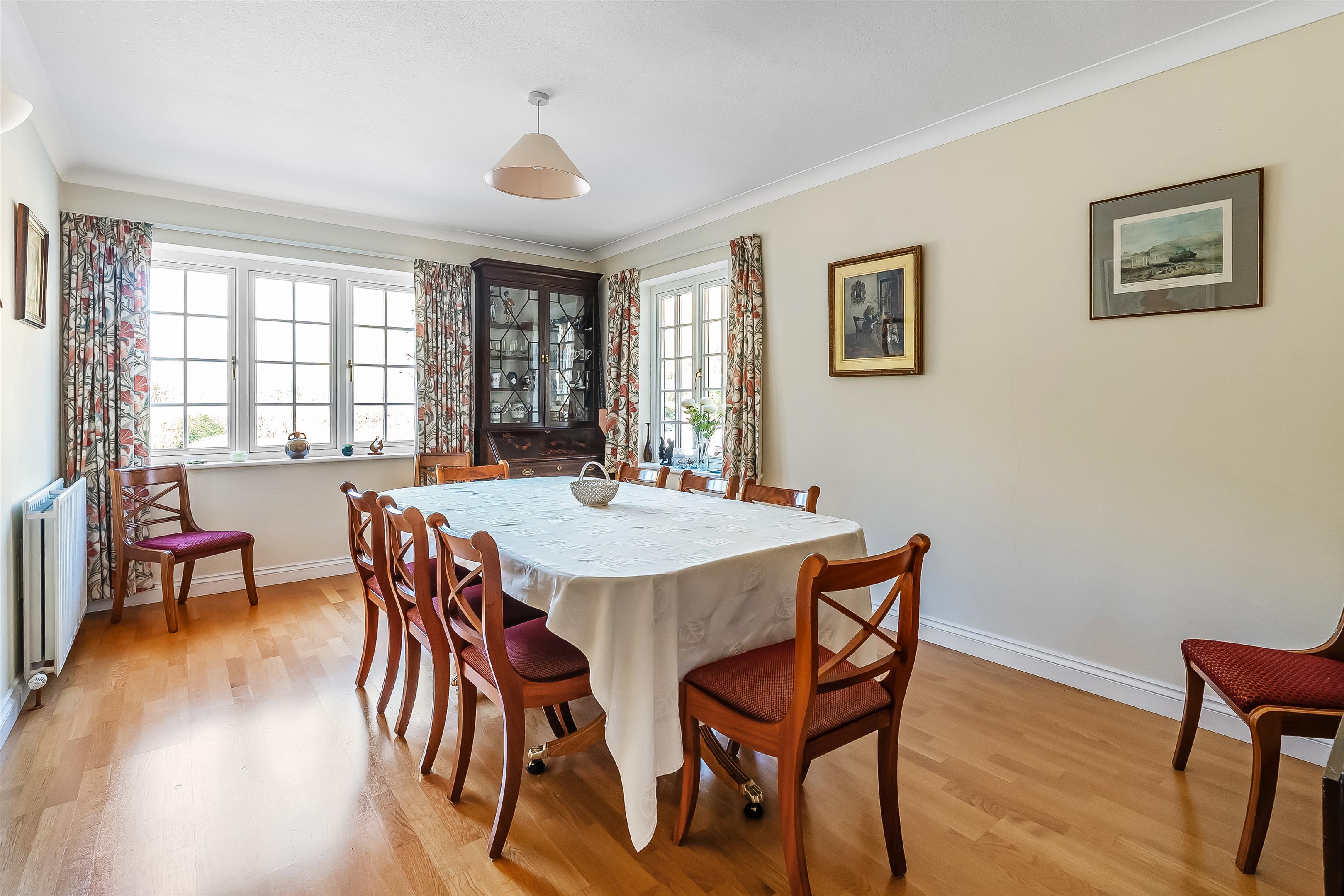 Summers Lane, Hurtmore, Godalming, Surrey, GU7 2RR