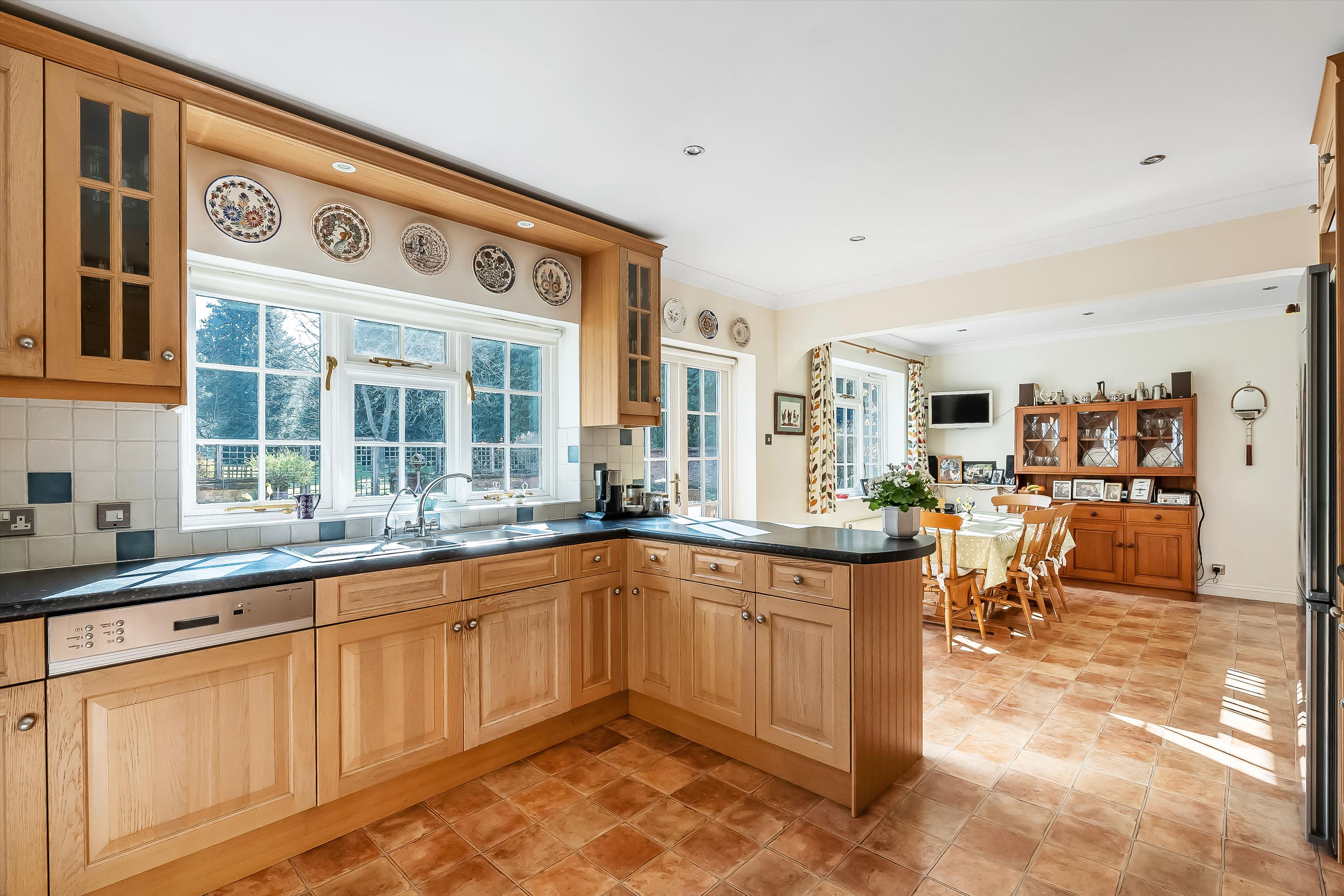 Summers Lane, Hurtmore, Godalming, Surrey, GU7 2RR