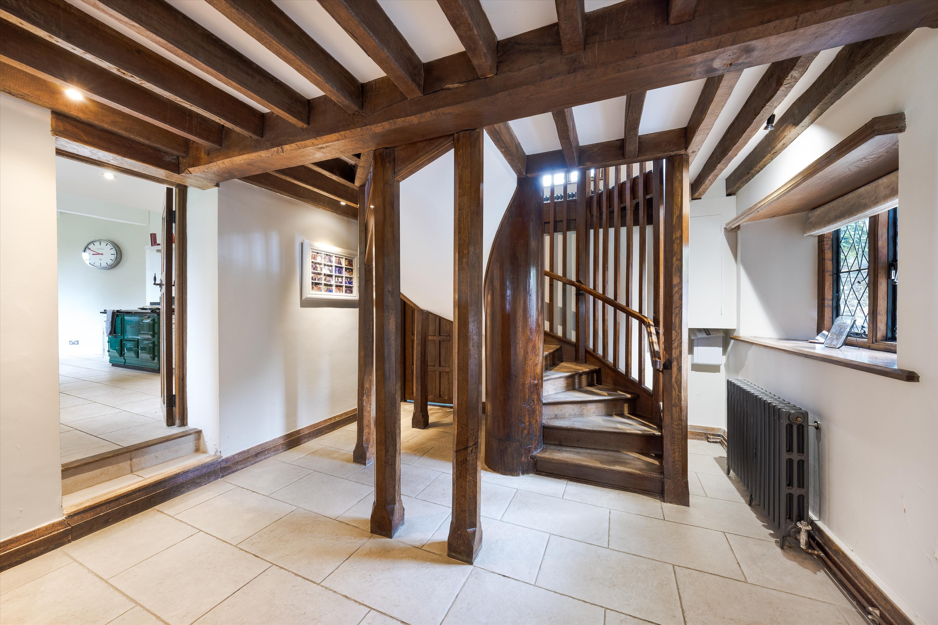 Enton, Godalming, Surrey, GU8
