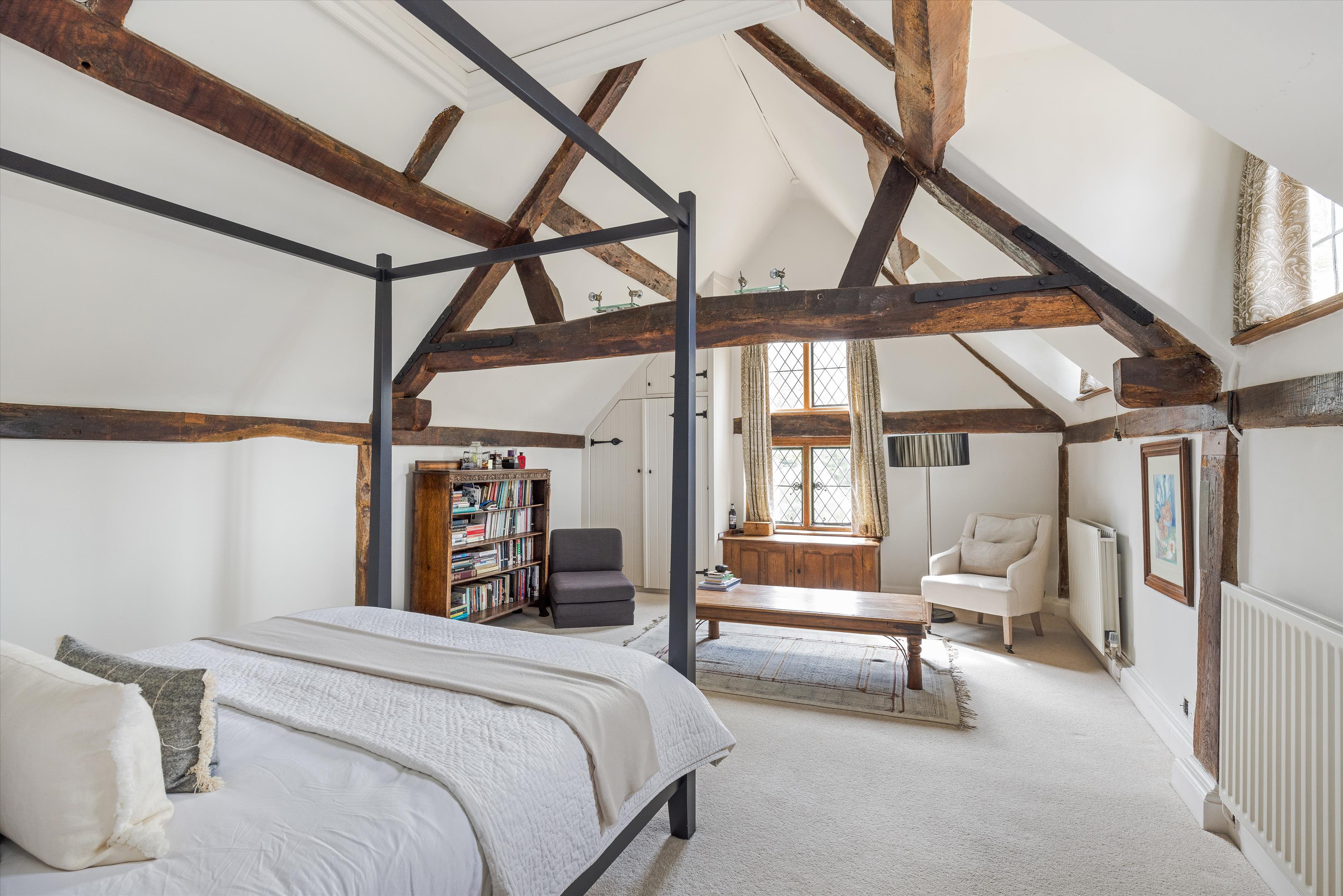 Enton, Godalming, Surrey, GU8