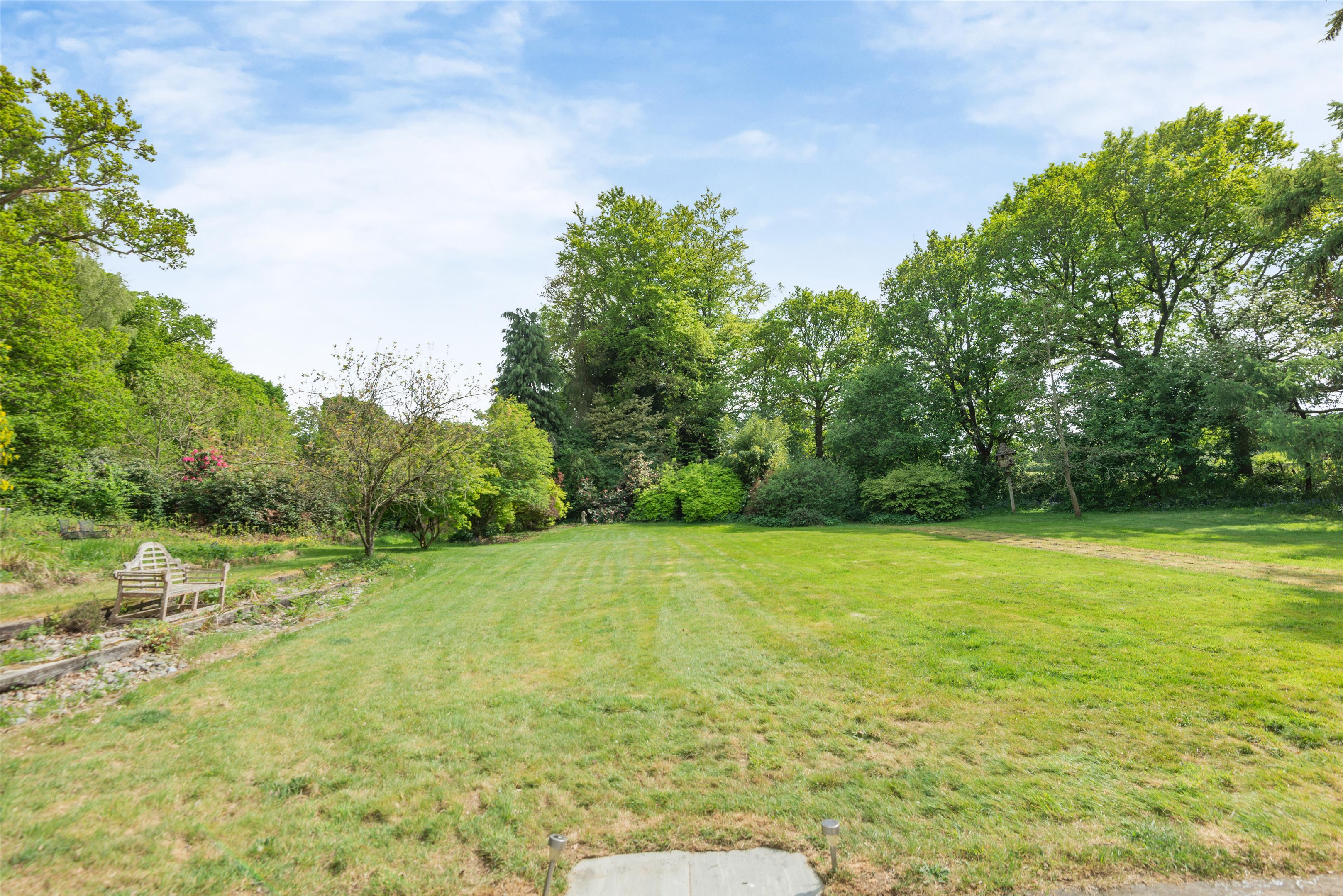 Franksfield, Peaslake, Guildford, Surrey, GU5