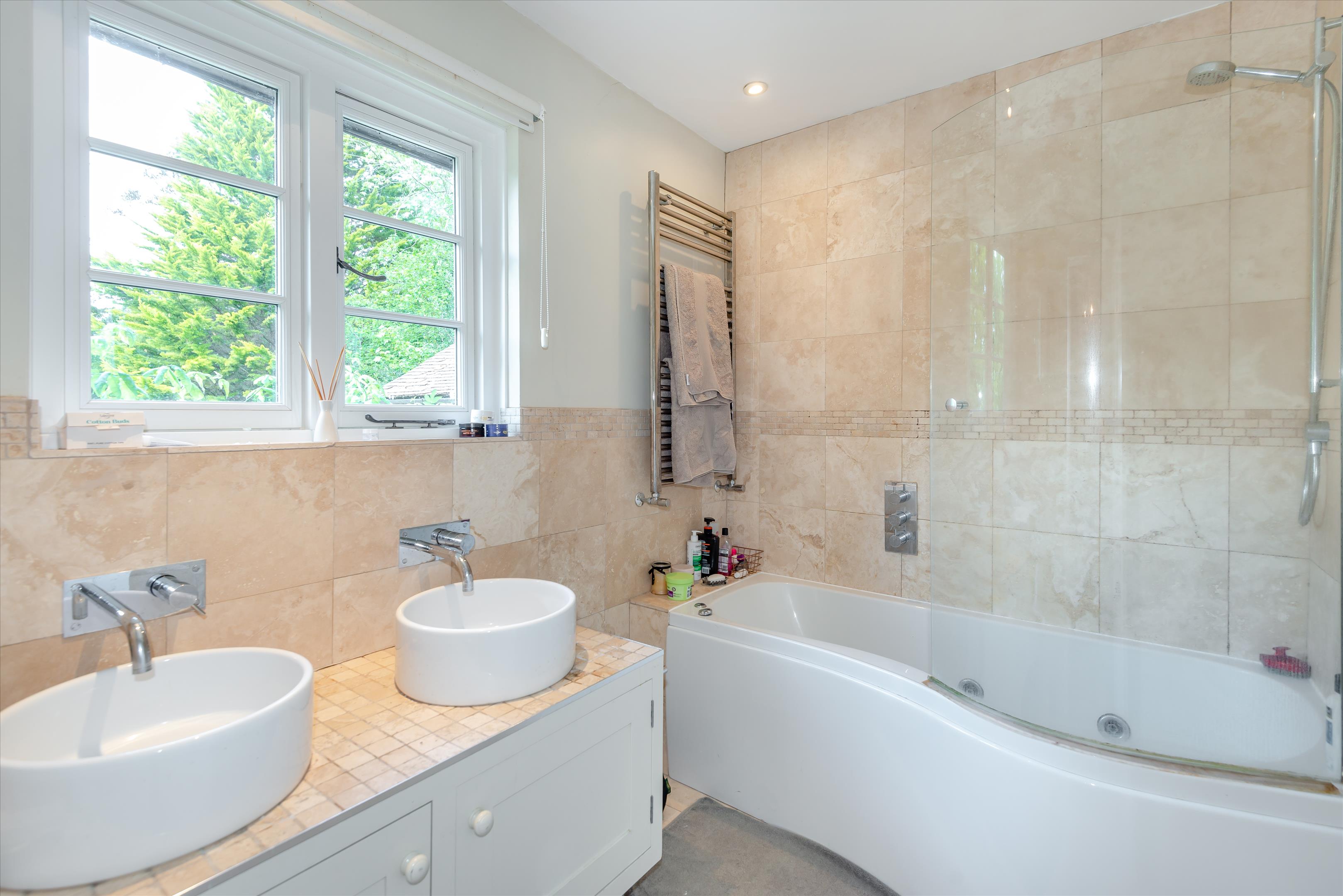 Franksfield, Peaslake, Guildford, Surrey, GU5