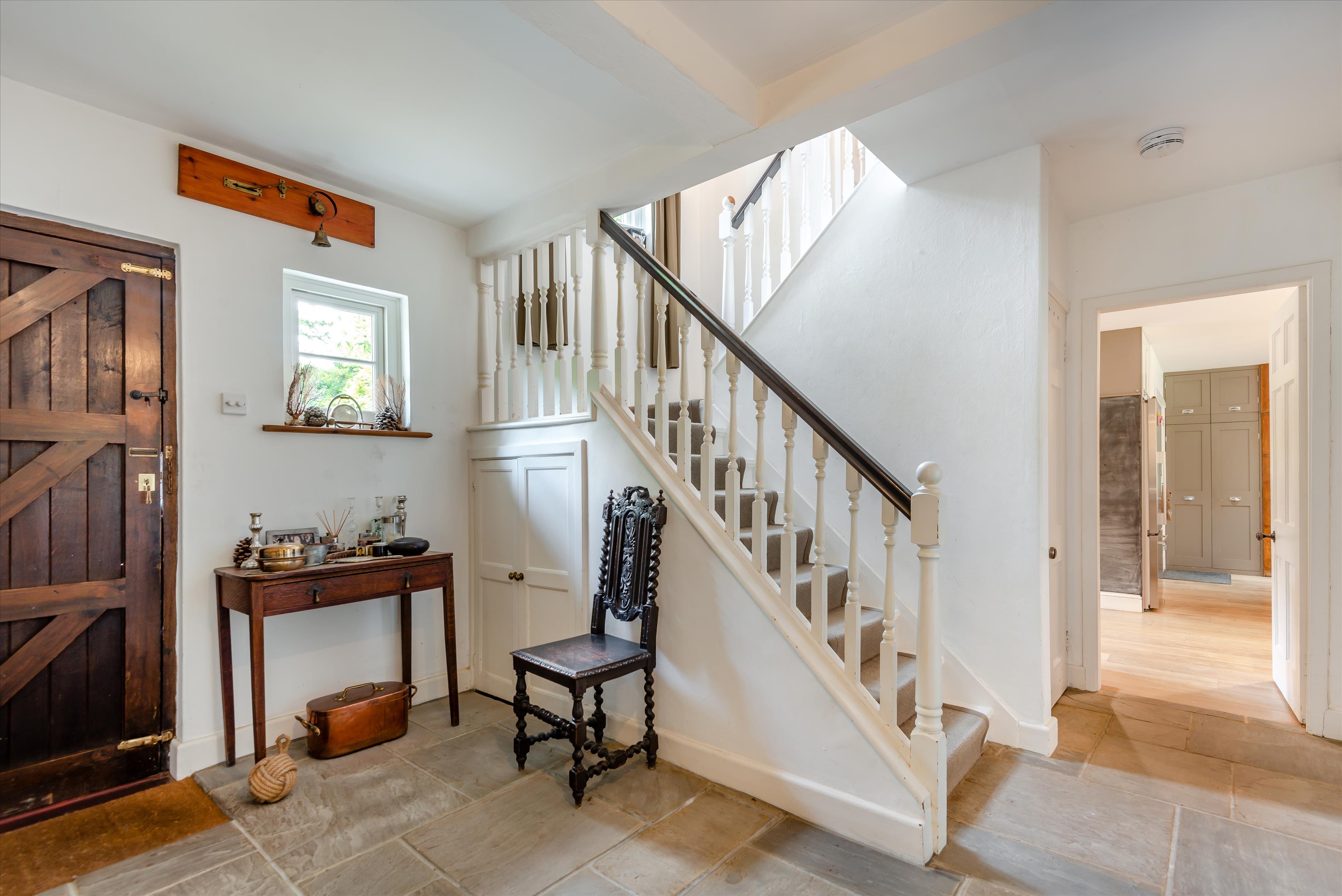 Franksfield, Peaslake, Guildford, Surrey, GU5