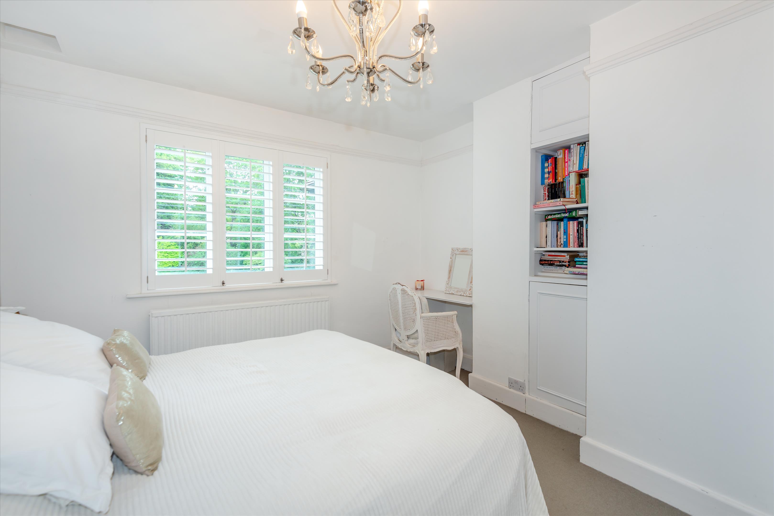 Franksfield, Peaslake, Guildford, Surrey, GU5