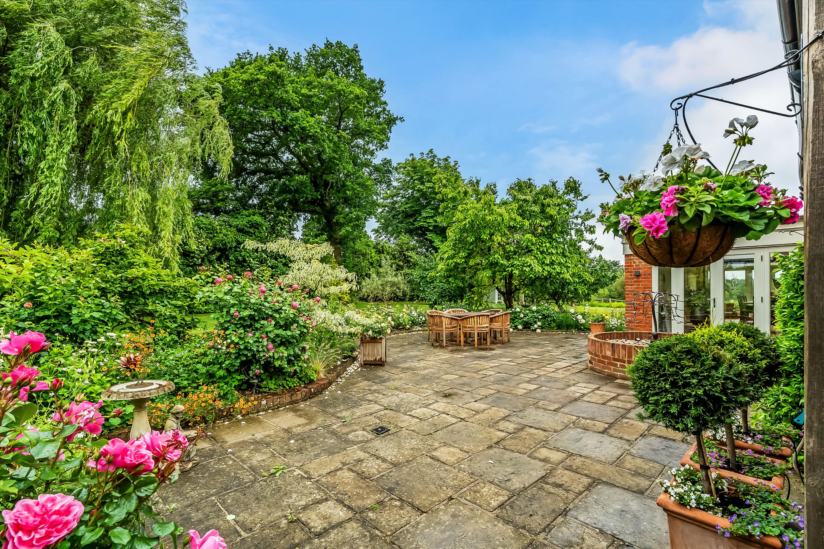 The Street, West Clandon, Guildford, Surrey, GU4 7TD