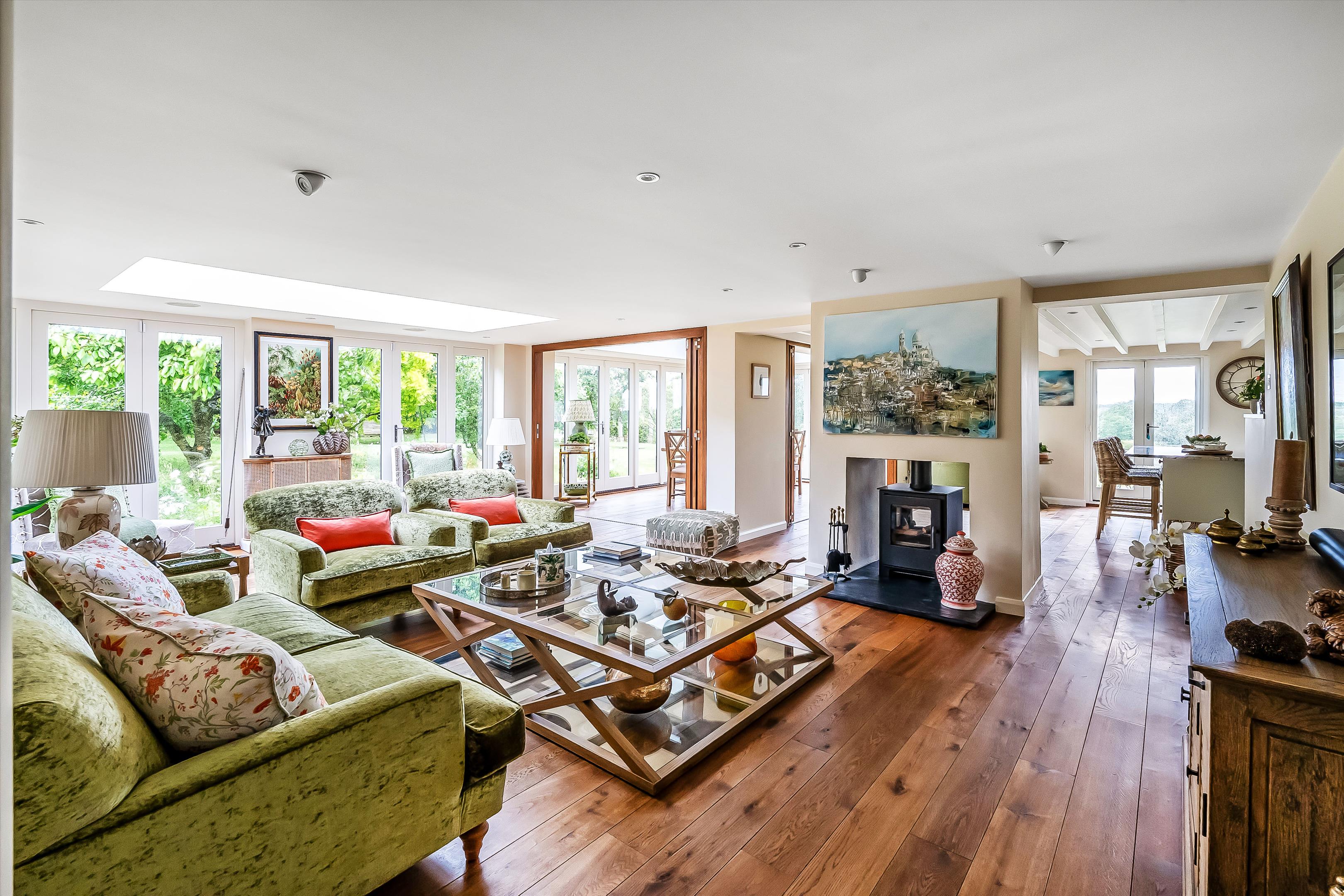 The Street, West Clandon, Guildford, Surrey, GU4 7TD