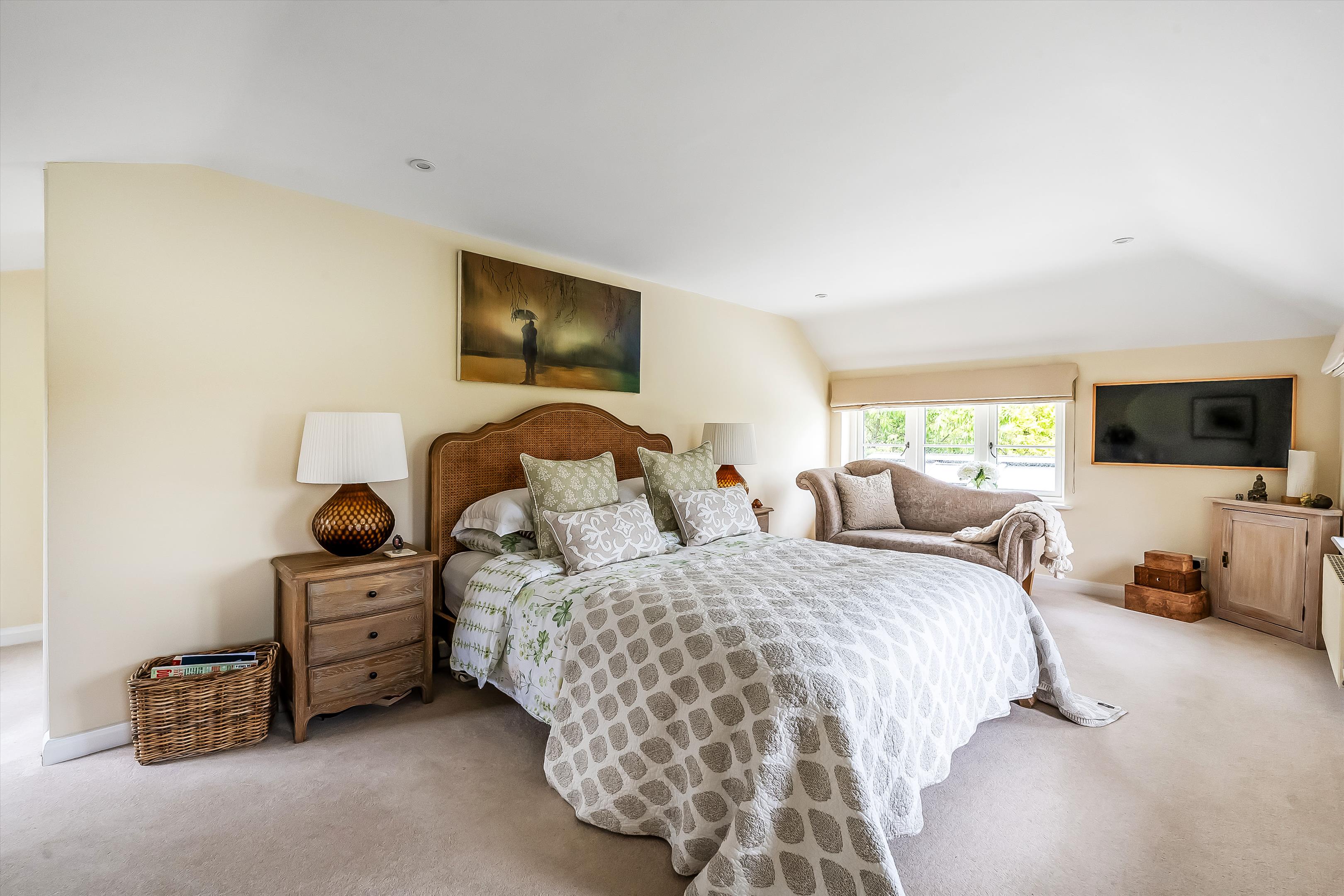 The Street, West Clandon, Guildford, Surrey, GU4 7TD