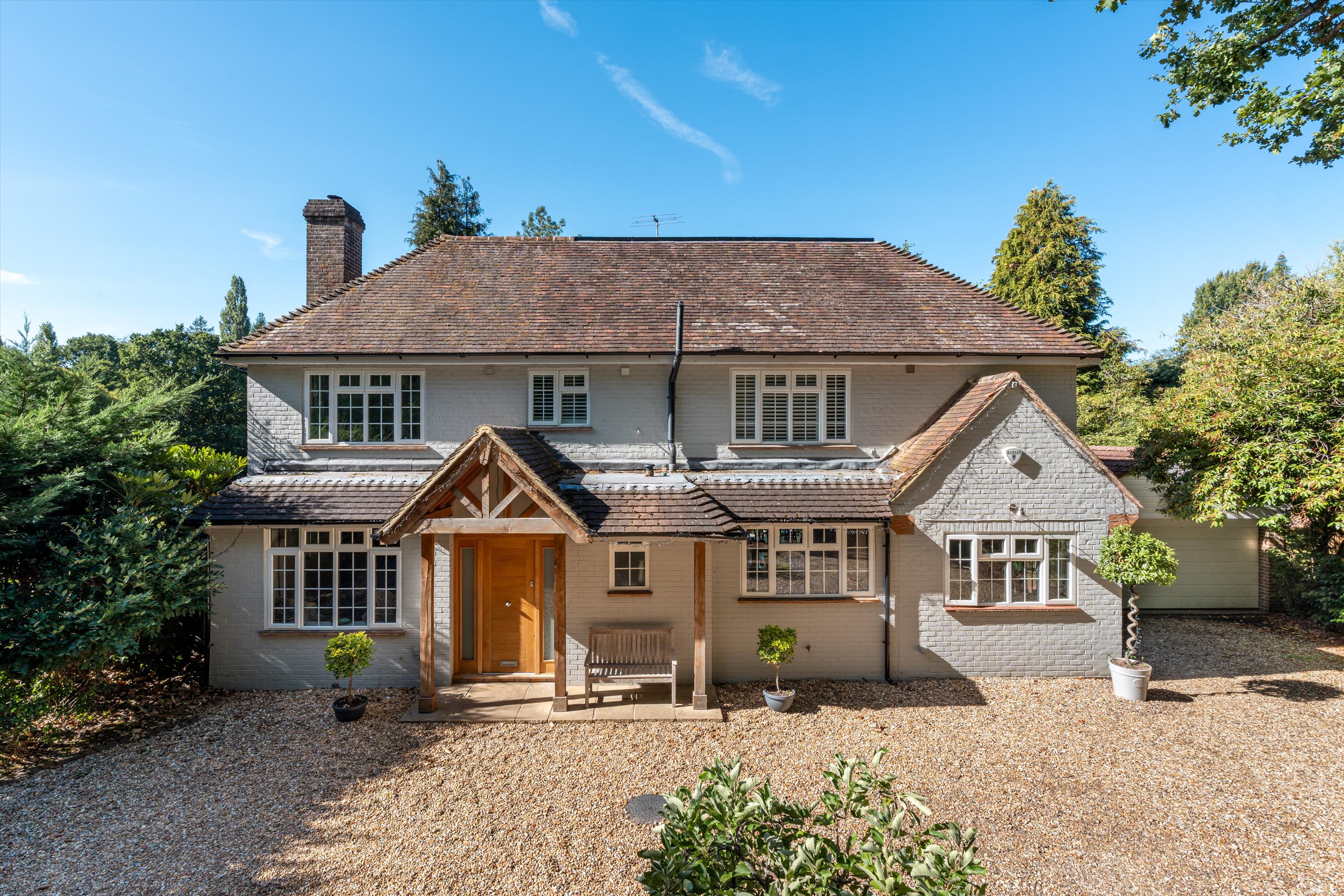 Bracken Close, Wonersh, Guildford, Surrey GU5.