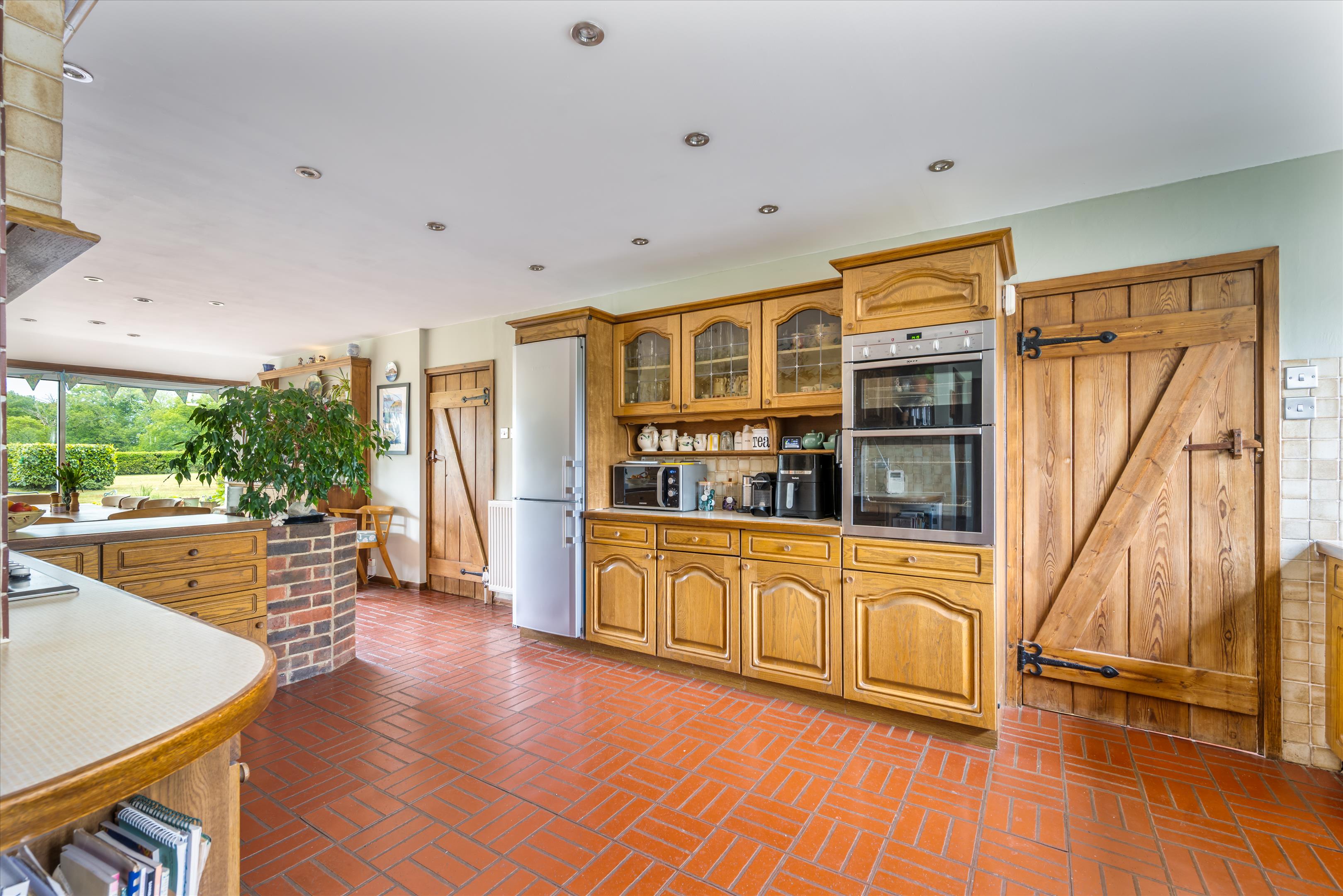 Burrows Lane, Gomshall, Guildford, Surrey GU5