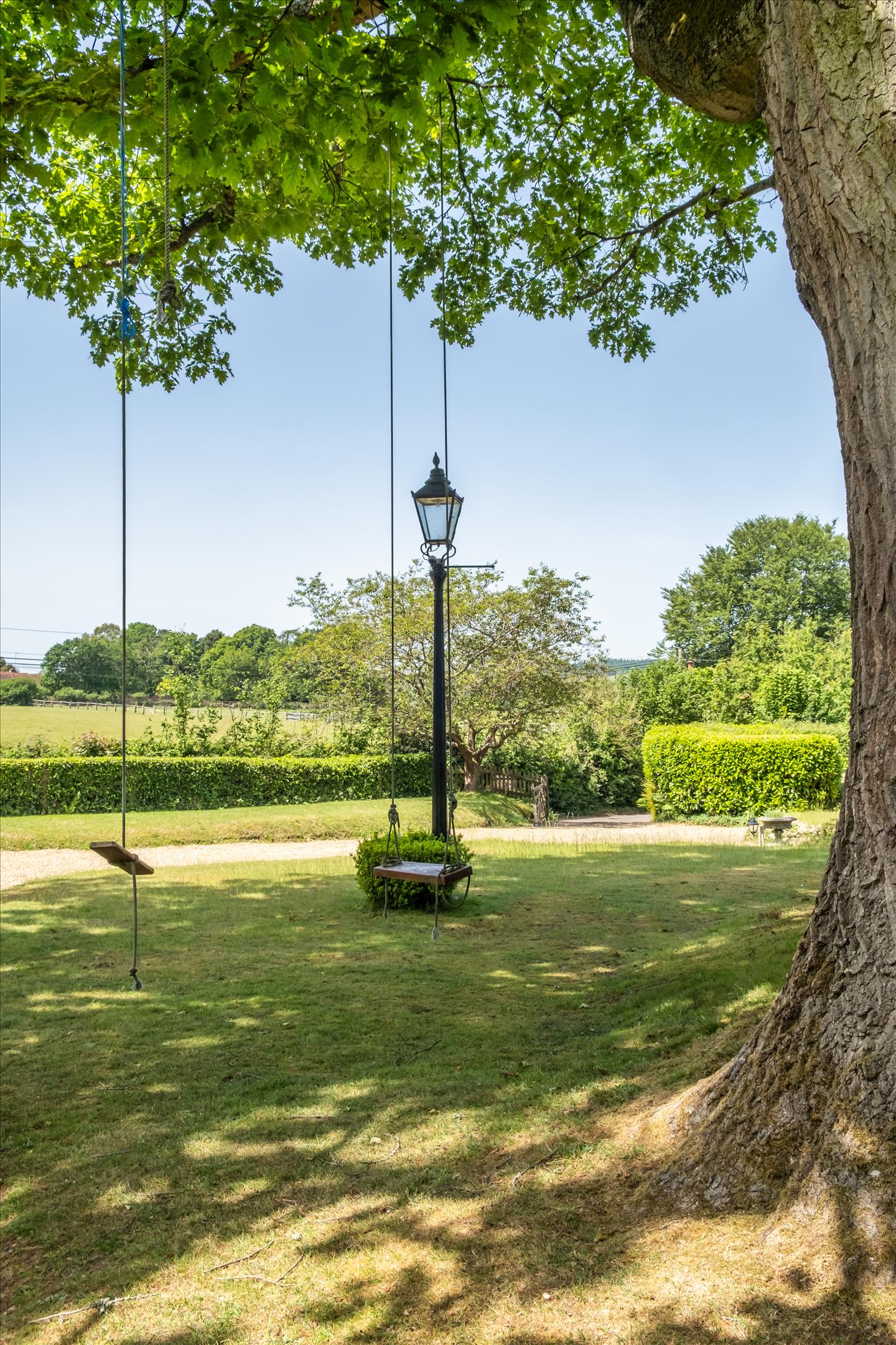 Burrows Lane, Gomshall, Guildford, Surrey GU5