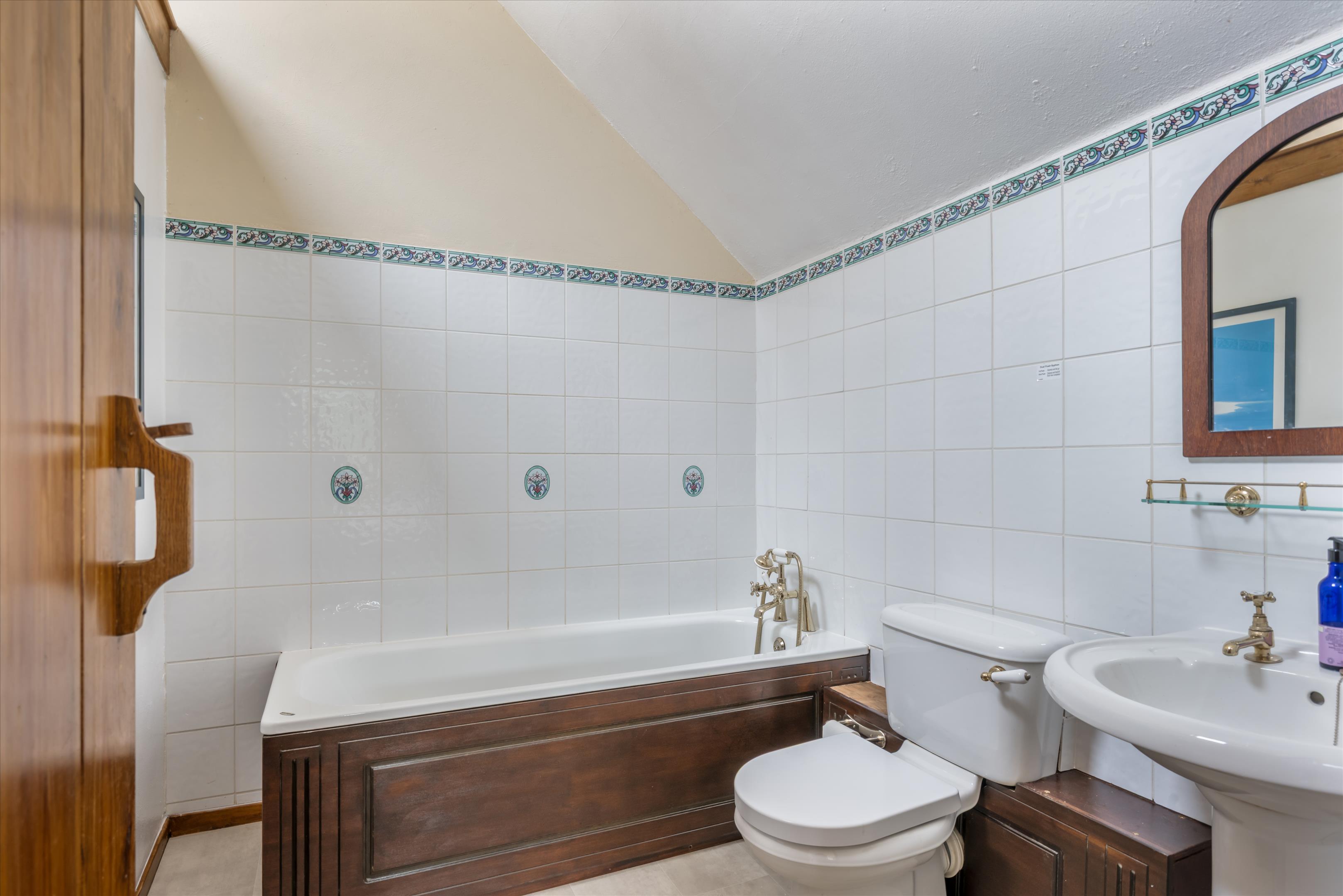 Burrows Lane, Gomshall, Guildford, Surrey GU5