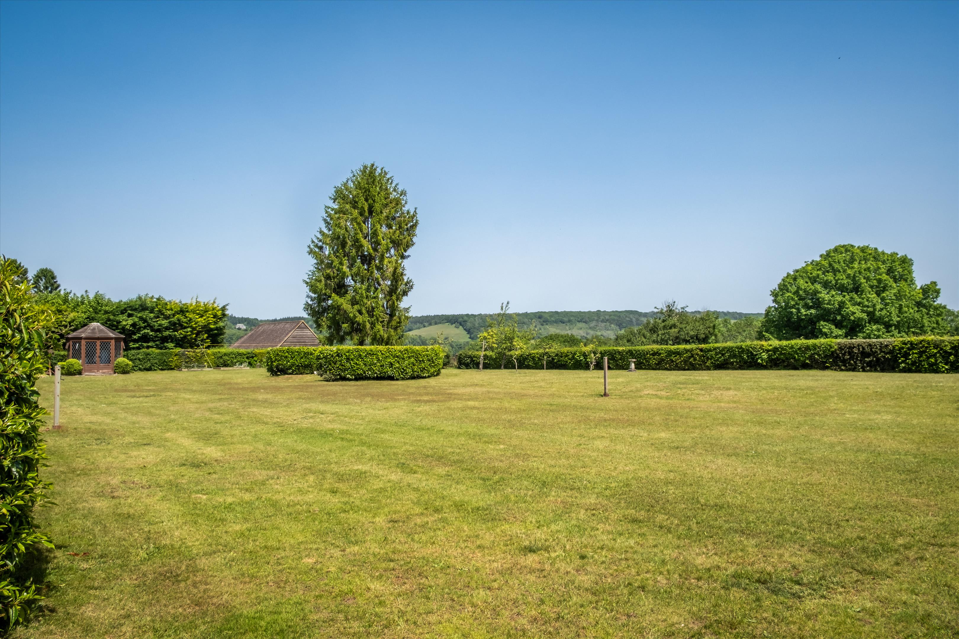 Burrows Lane, Gomshall, Guildford, Surrey GU5