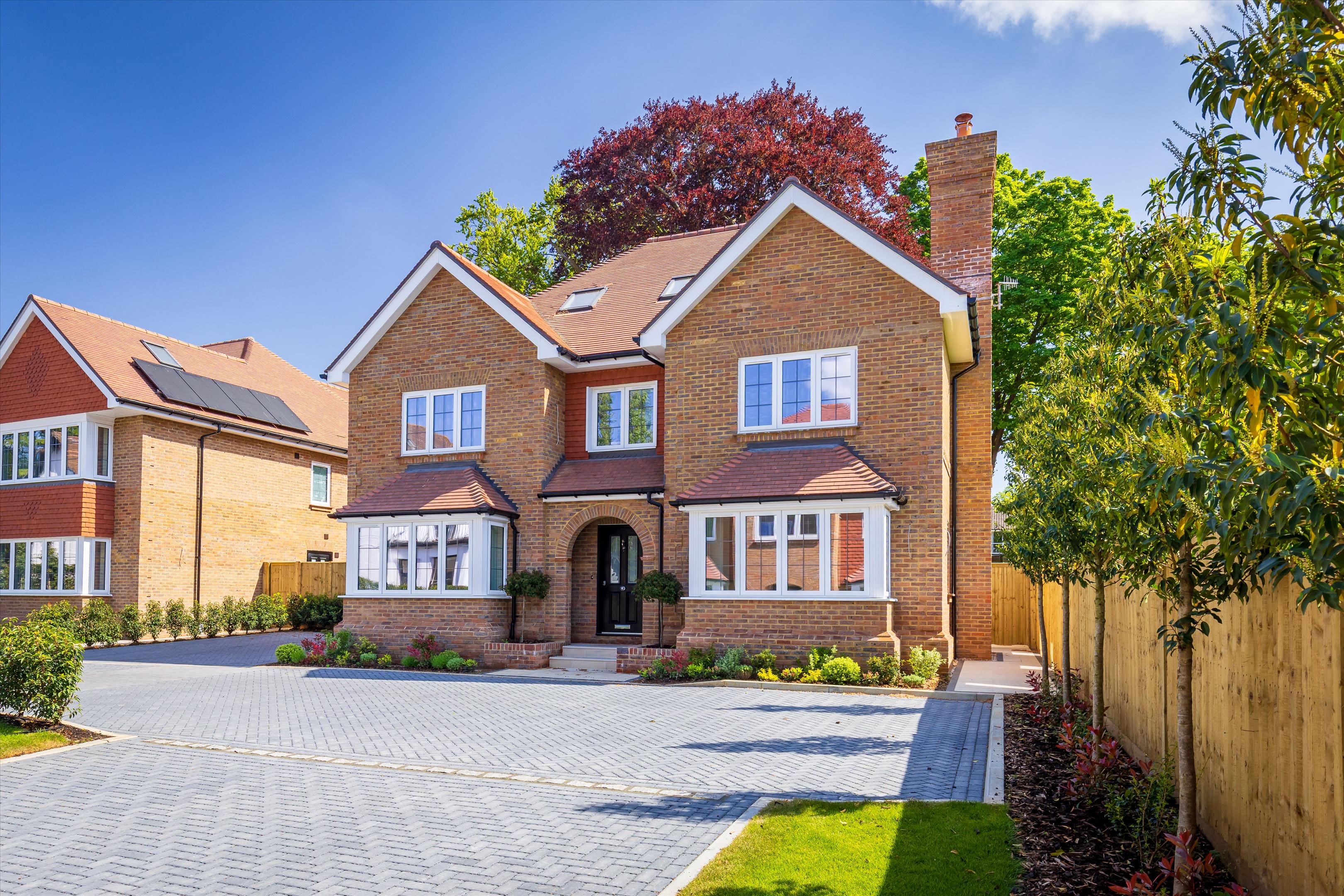 Horseshoe Crescent, Guildford GU1