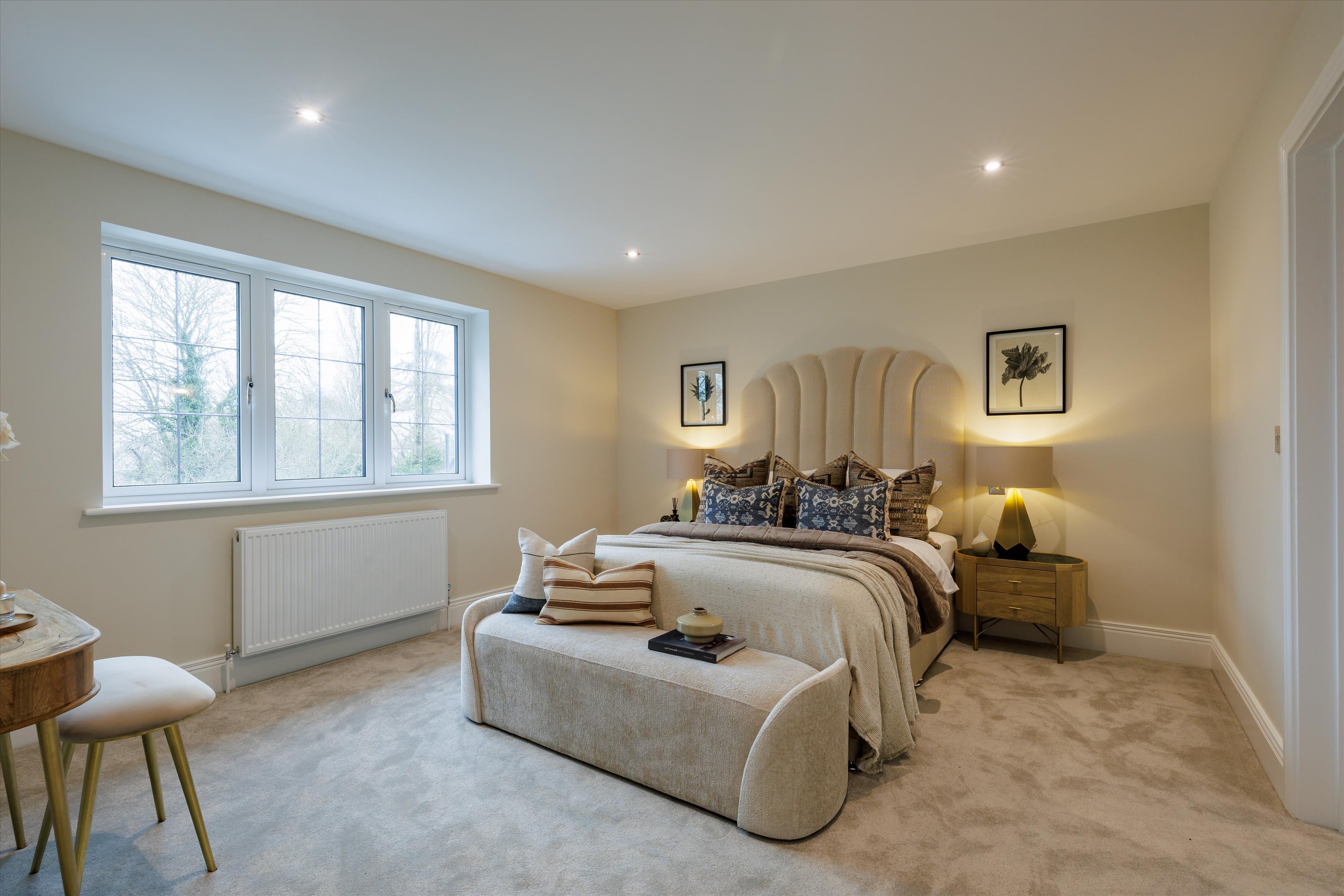 Horseshoe Crescent, Guildford GU1