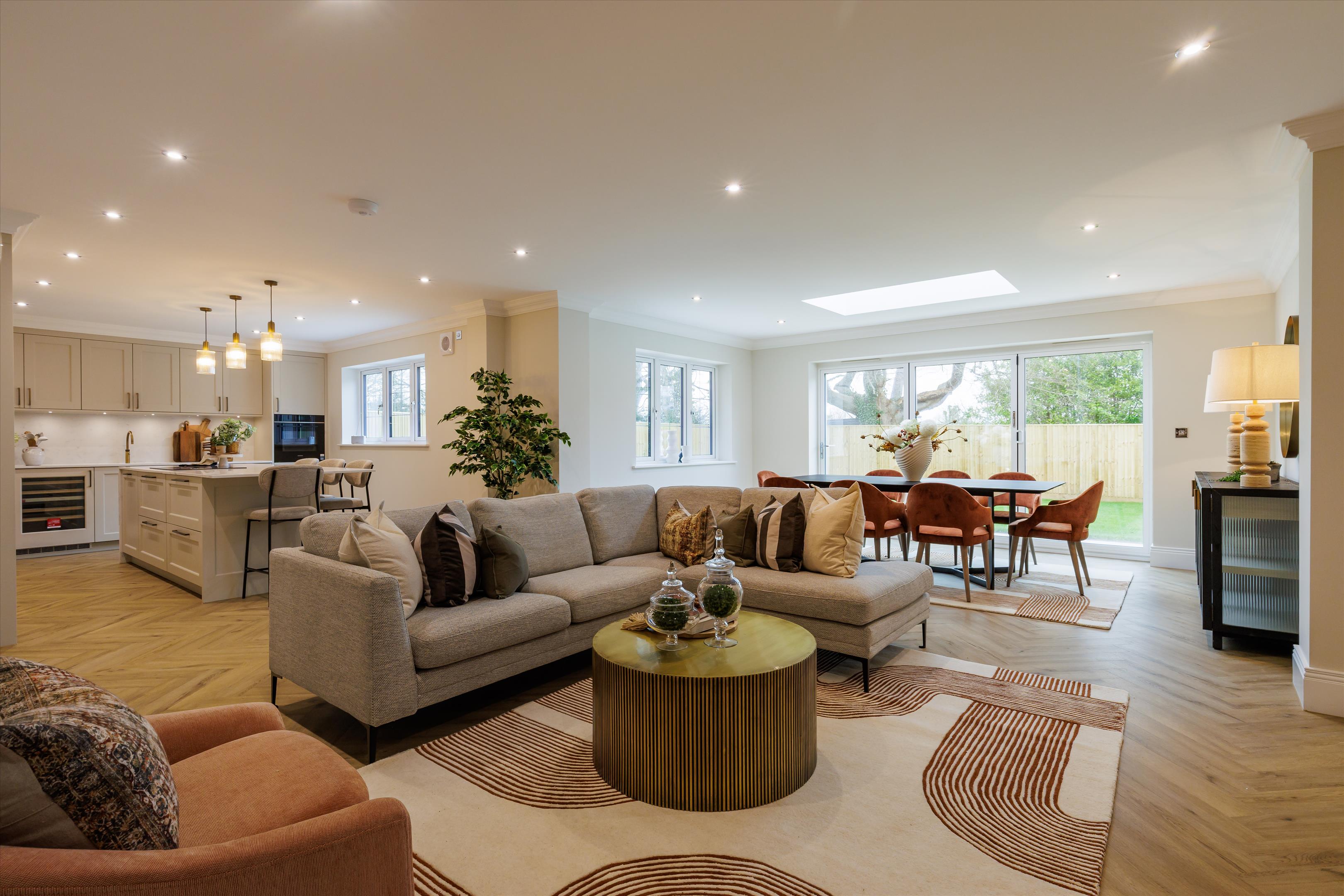 Horseshoe Crescent, Guildford GU1