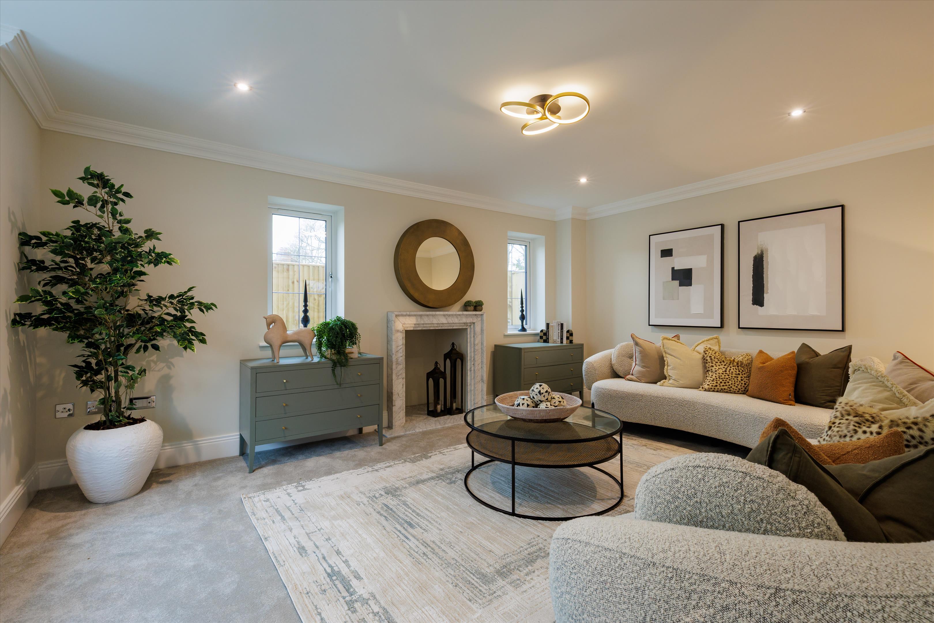 Horseshoe Crescent, Guildford GU1