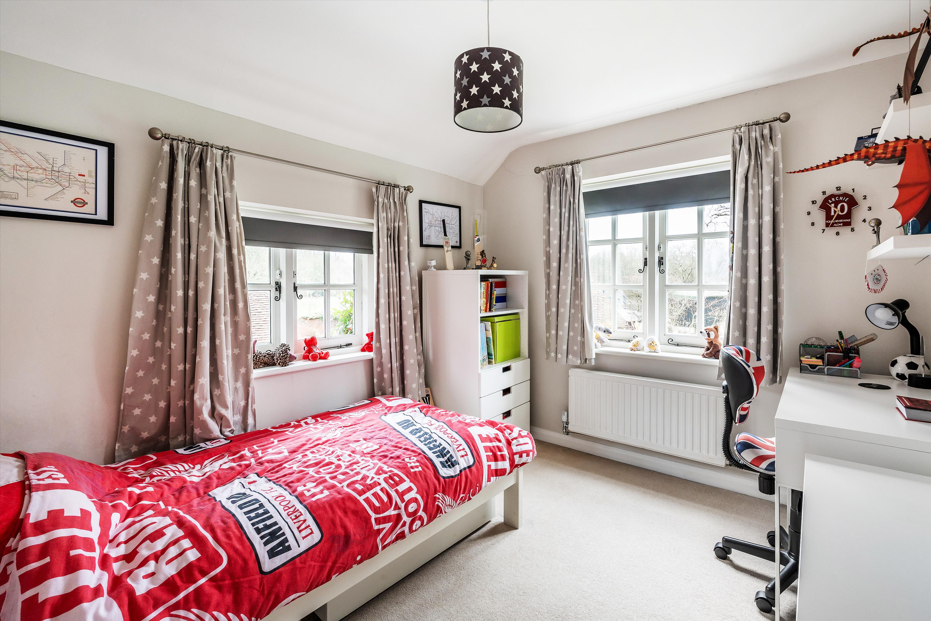 Trunley Heath Road, Bramley, Guildford, Surrey GU5 0BW