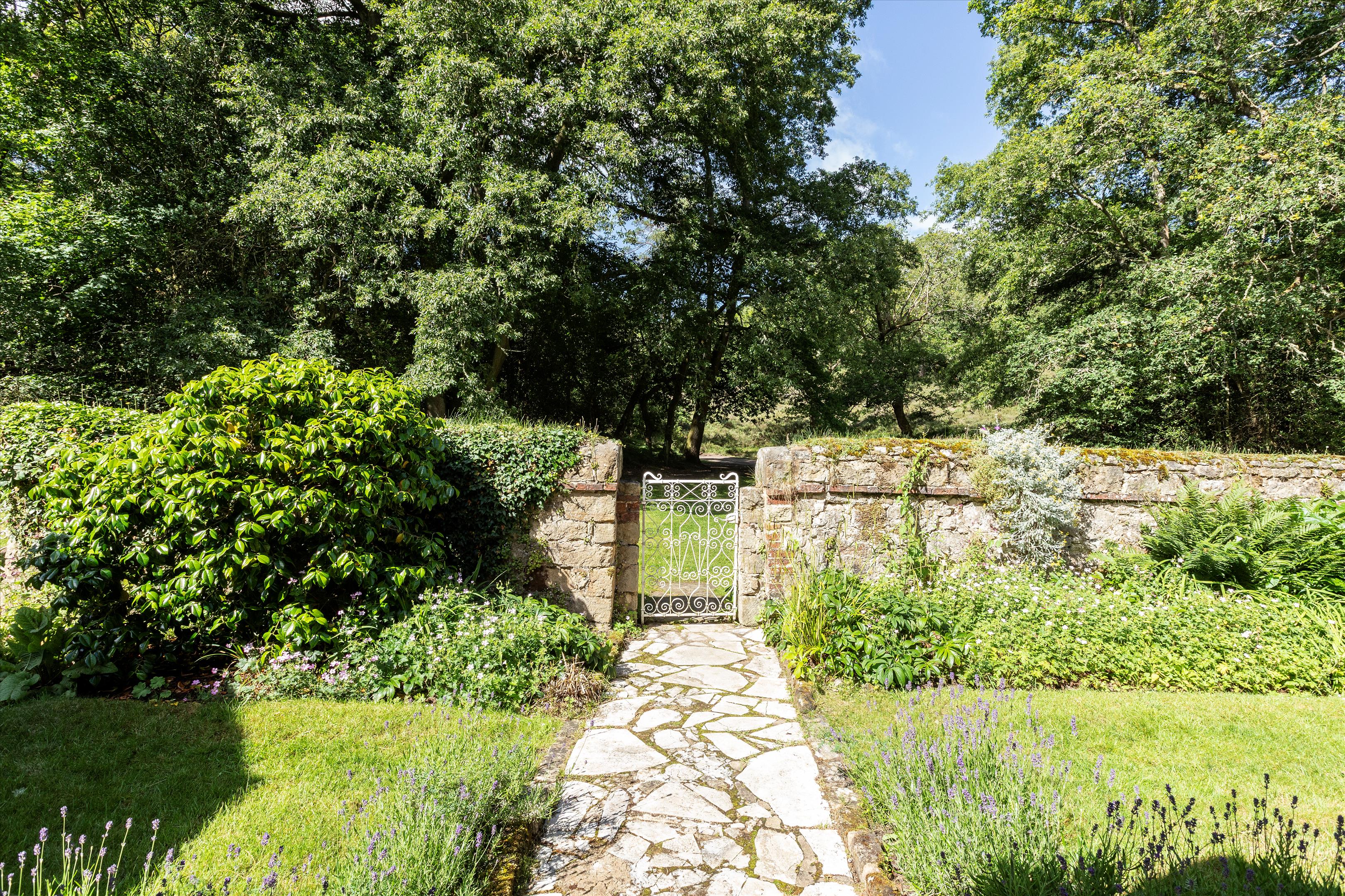 Hambledon, Godalming, Surrey GU8