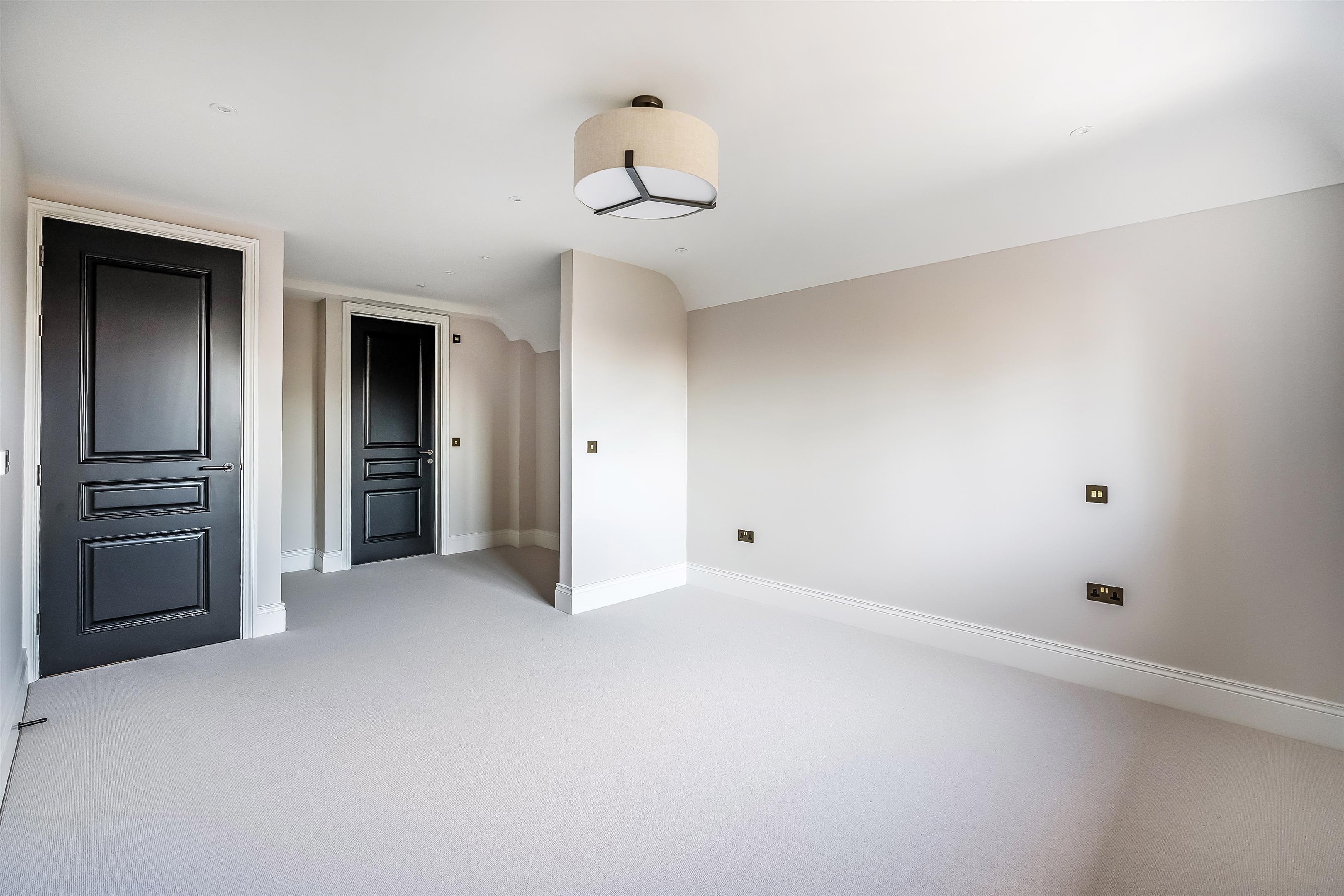 St. Omer Road, Guildford, Surrey GU1