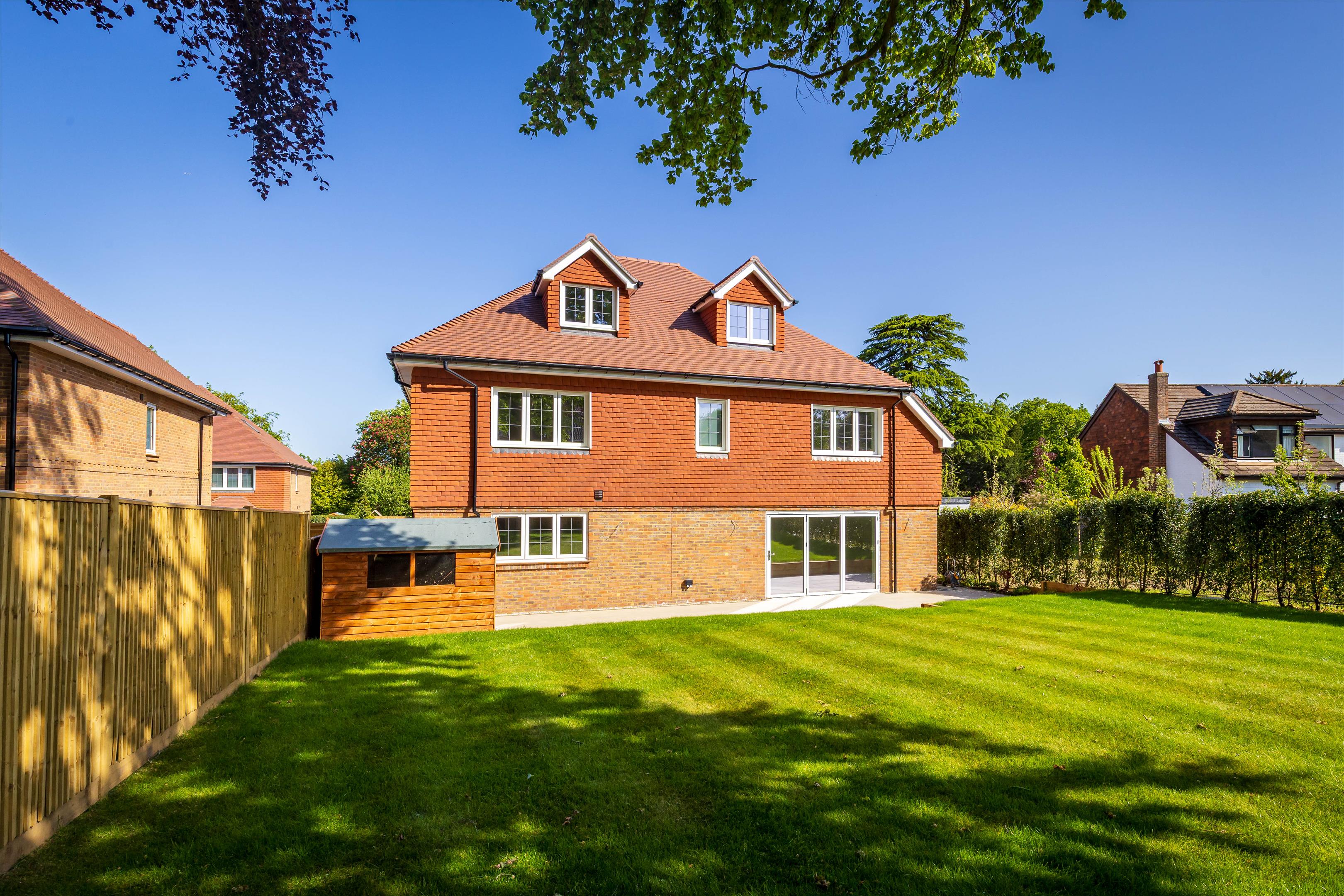 Horseshoe Crescent, Guildford GU1.