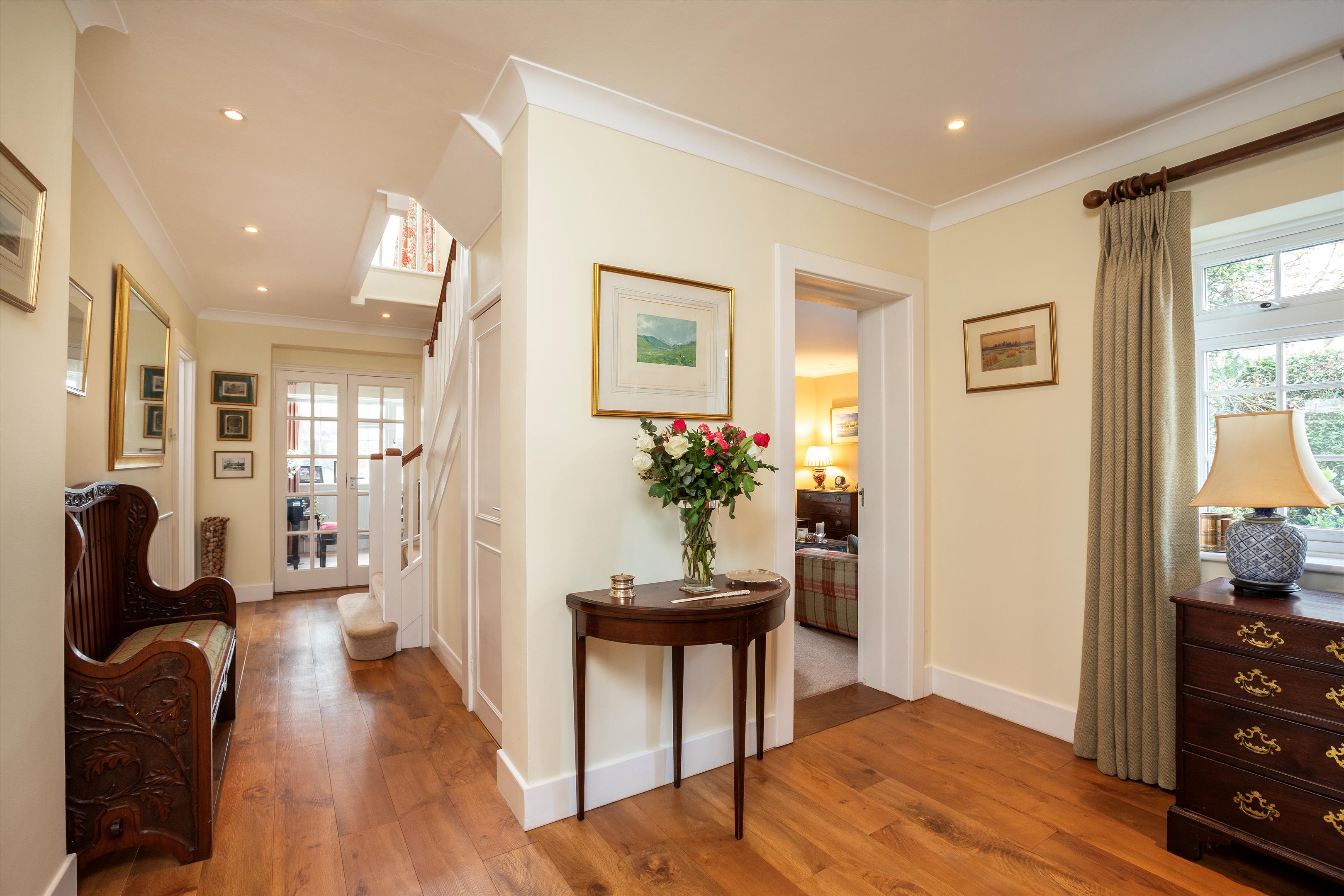 Hale House Lane, Churt, Farnham, Surrey GU10